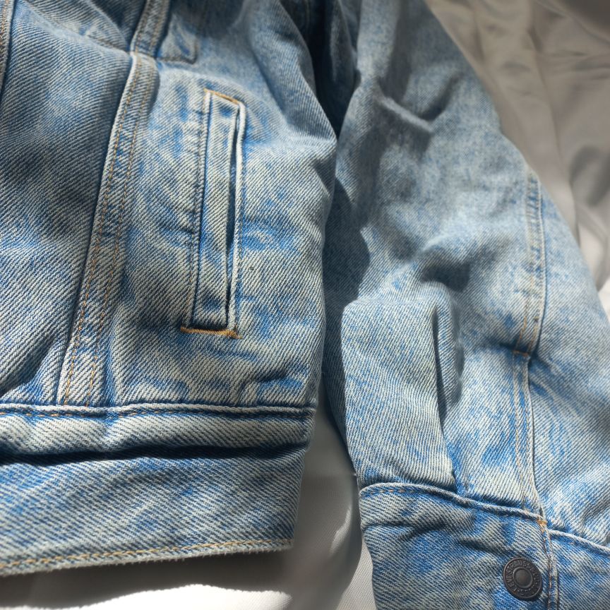 Orijinal Etiketli Levis Kot Mont — görsel 2/6