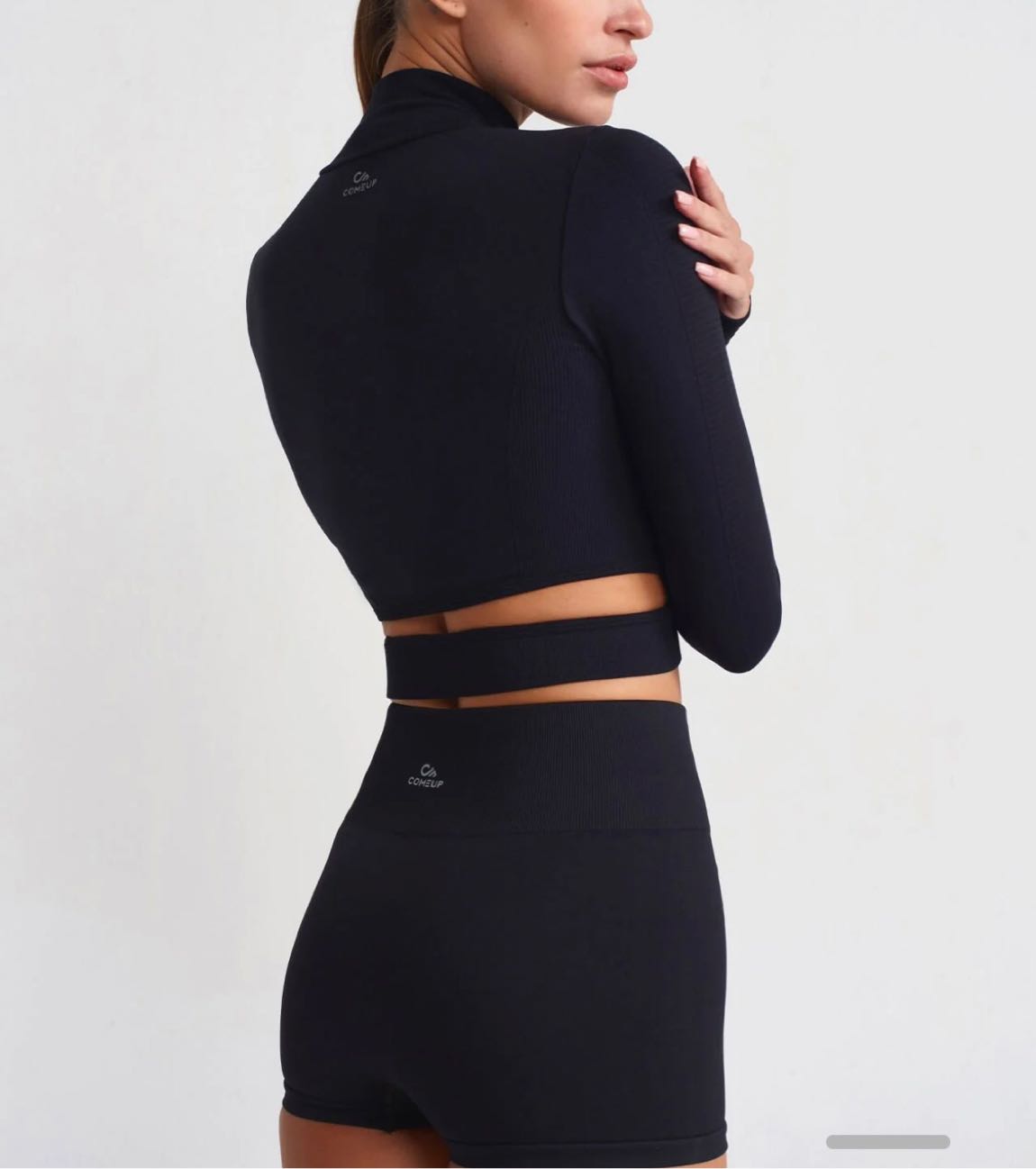 Siyah Fermuarlı Crop Top ve Şort İkili T — görsel 4/4