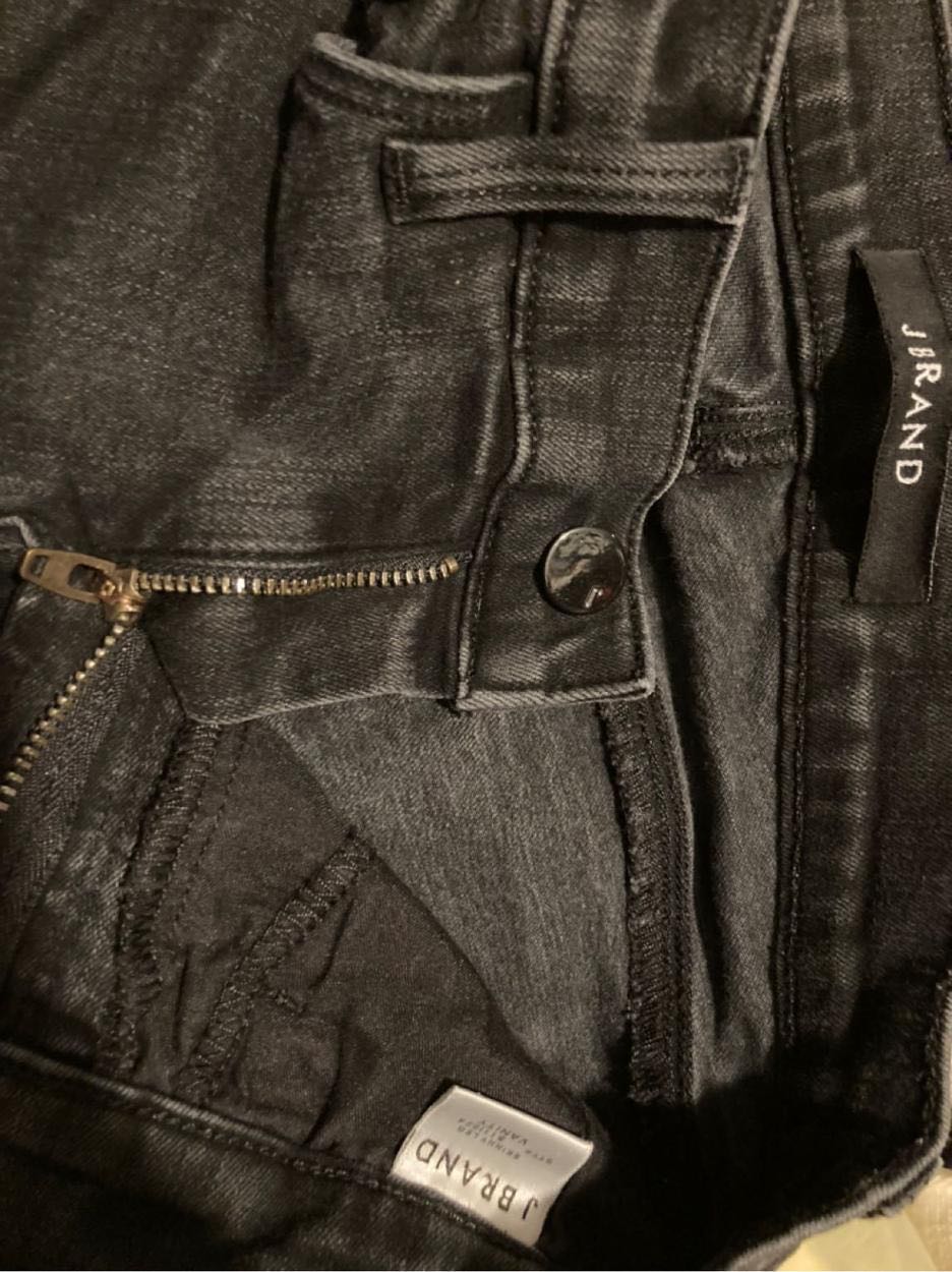 j brand — görsel 4/5