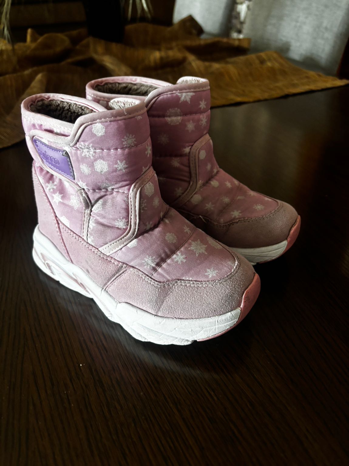 Pembe Vicco Kar Botu — görsel 2/8