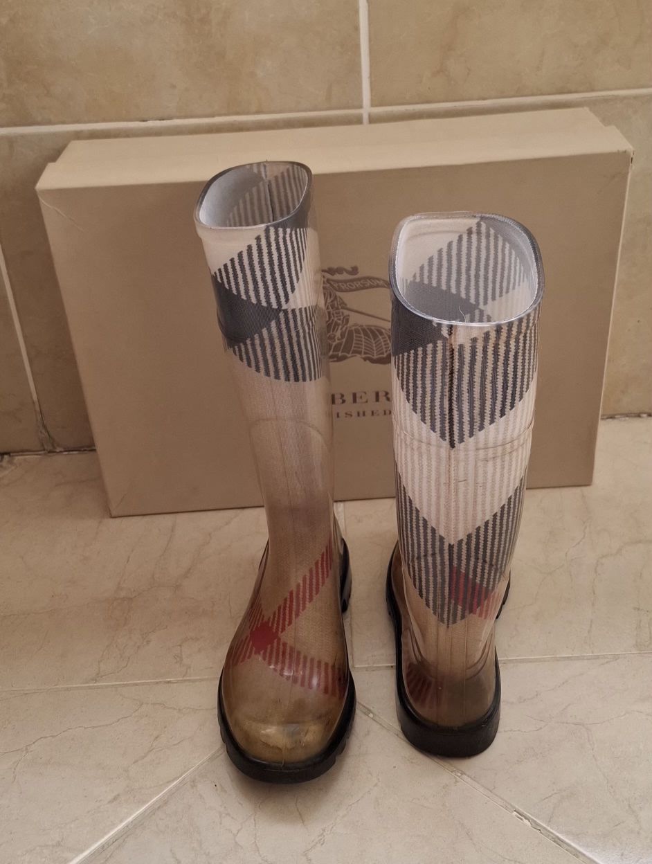 Burberry yağmur çizmesi — görsel 2/8