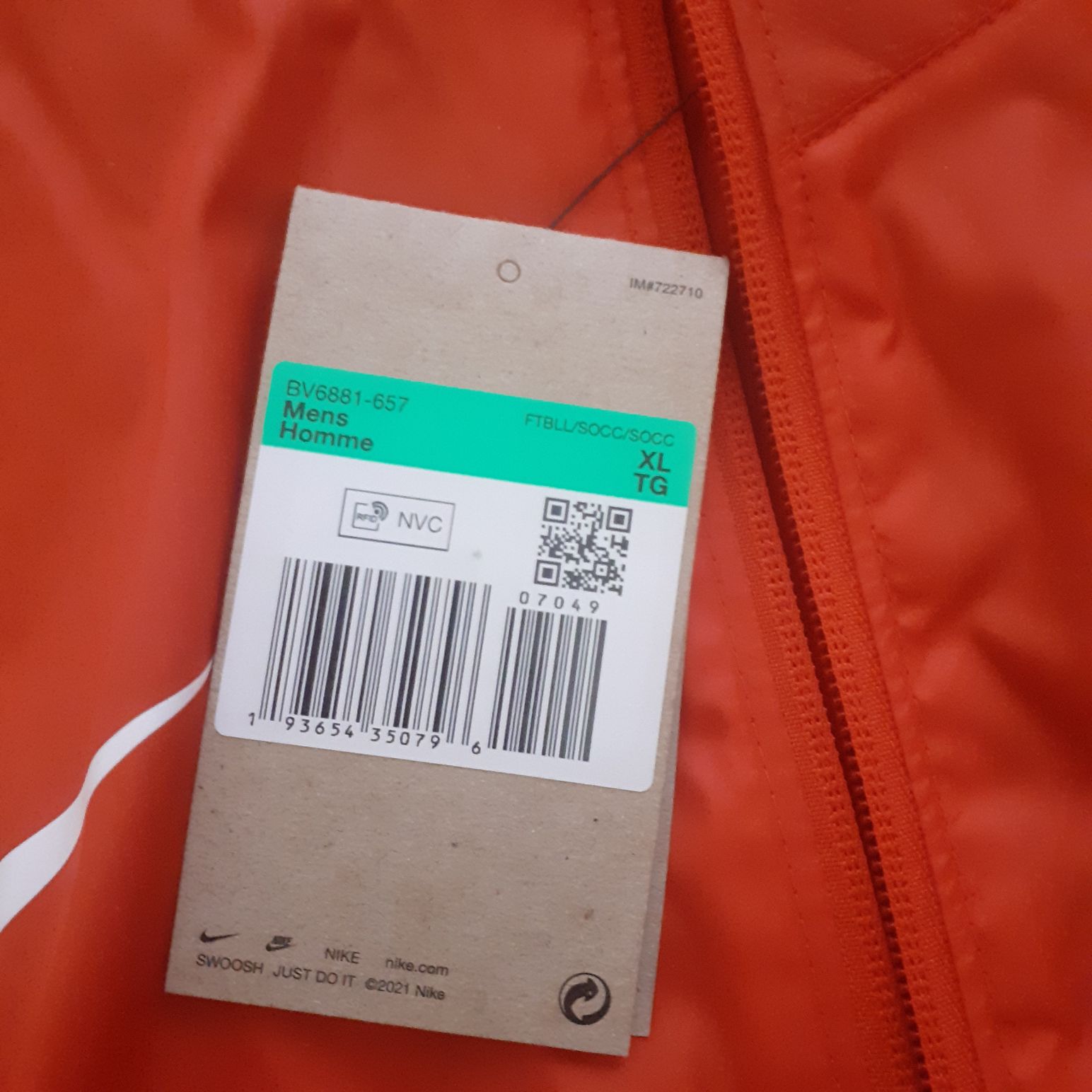 Nike erkek yagmurluk — görsel 4/8