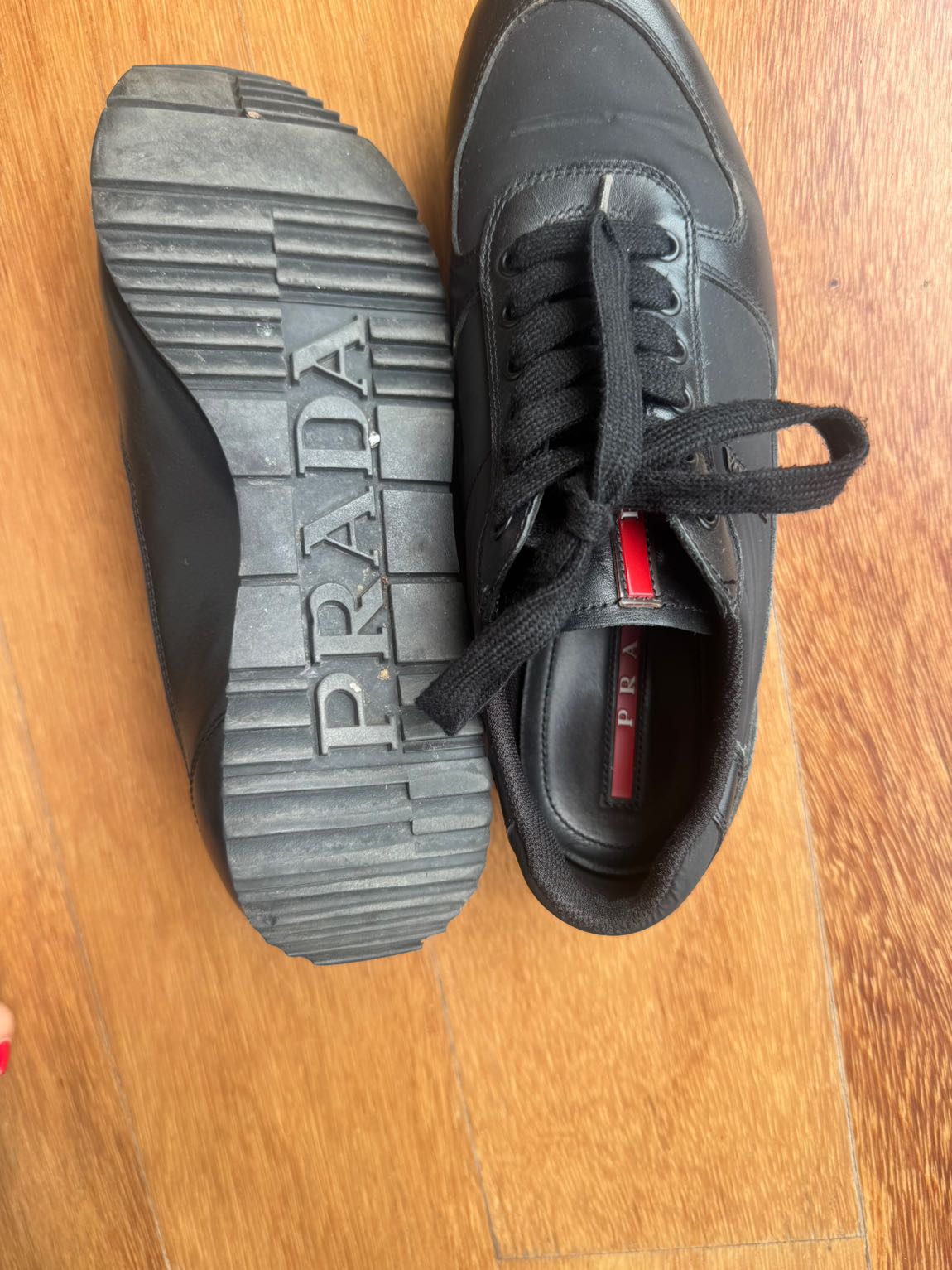 Prada Siyah Sneaker — görsel 4/5