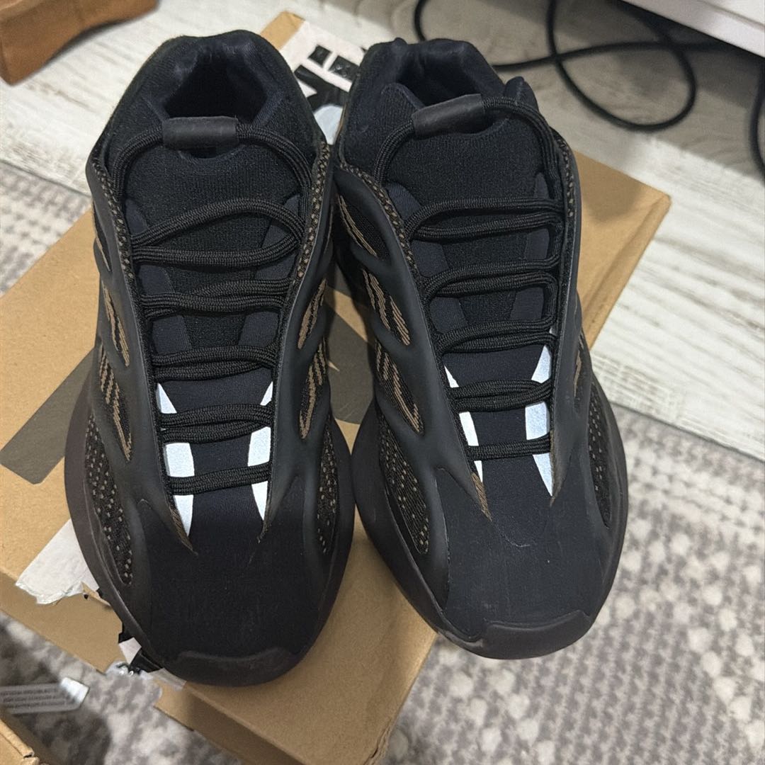 Adidas yeezy — görsel 5/6
