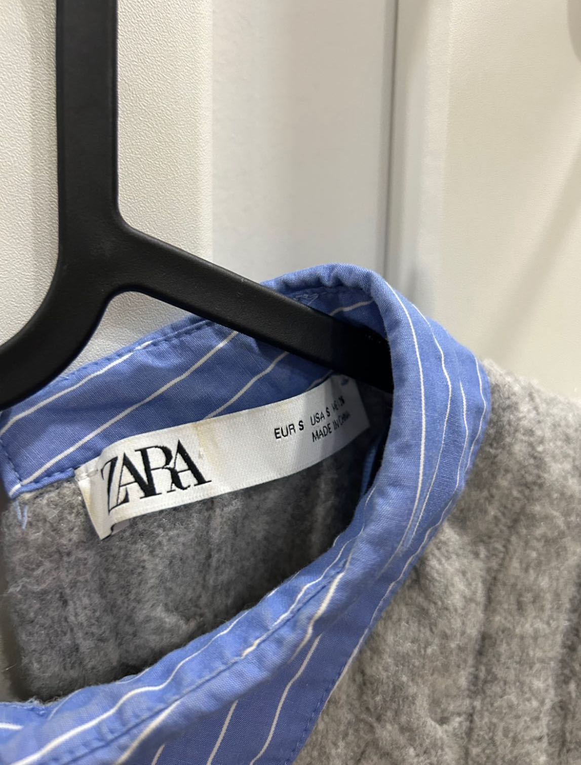 Zara Gri Örgü Süveterli Mavi Çizgili Göm — görsel 4/5