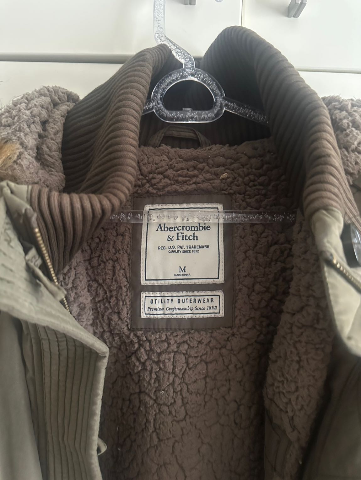 Abercrombie & Fitch Haki Kapüşonlu — görsel 2/3