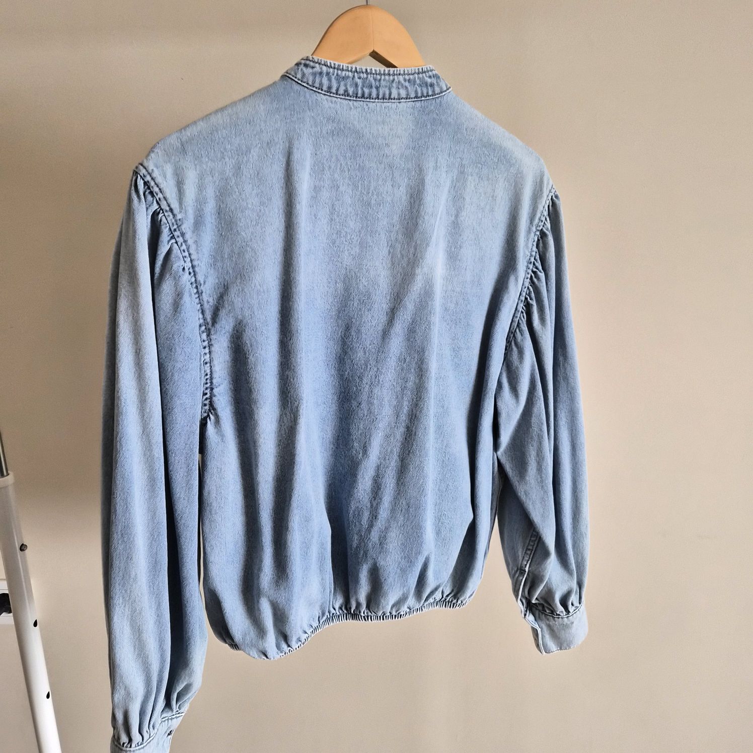 AllSaints Açık Mavi Crop Denim Gömlek – — görsel 3/8