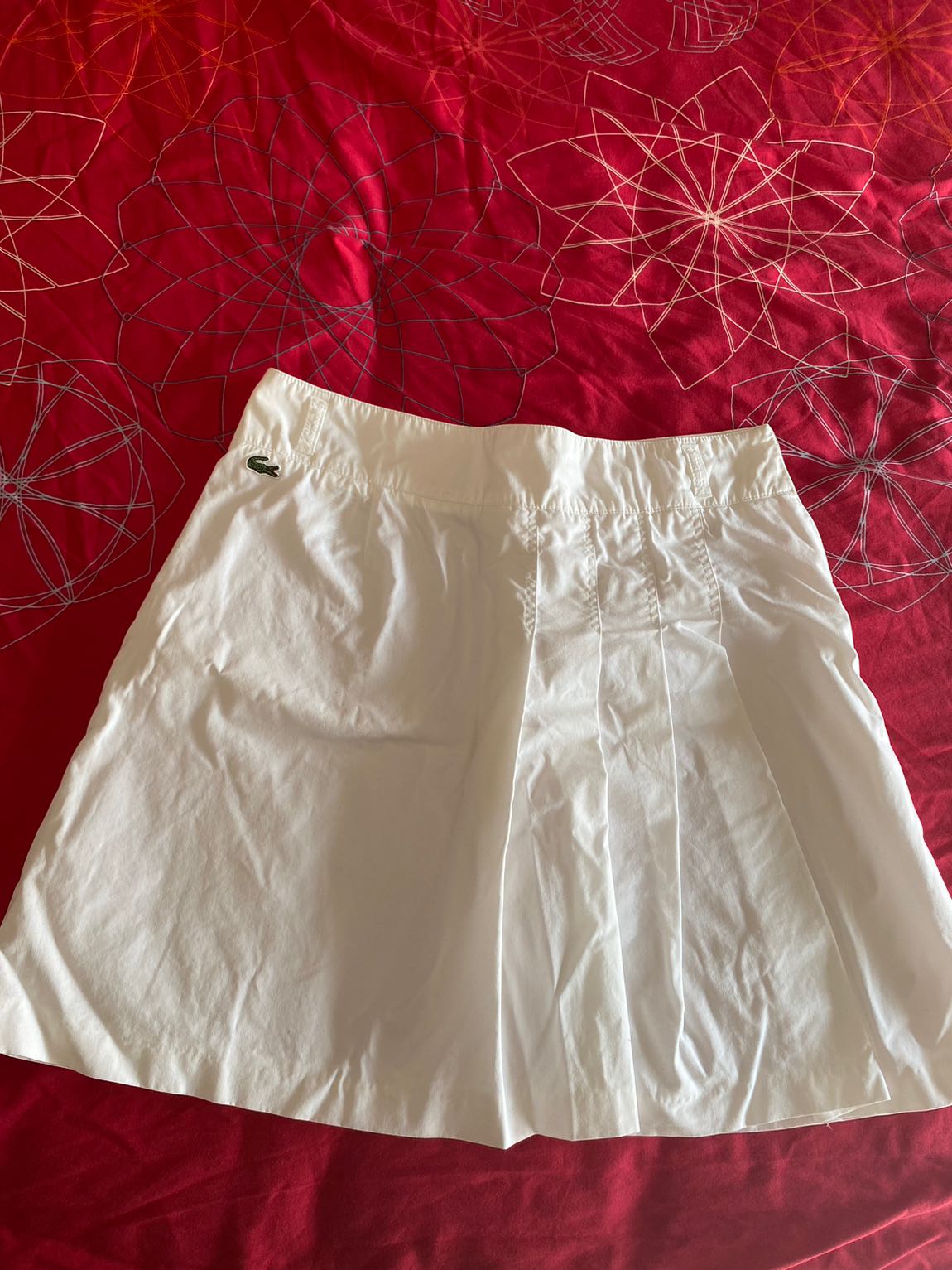 Lacoste etek — görsel 2/5