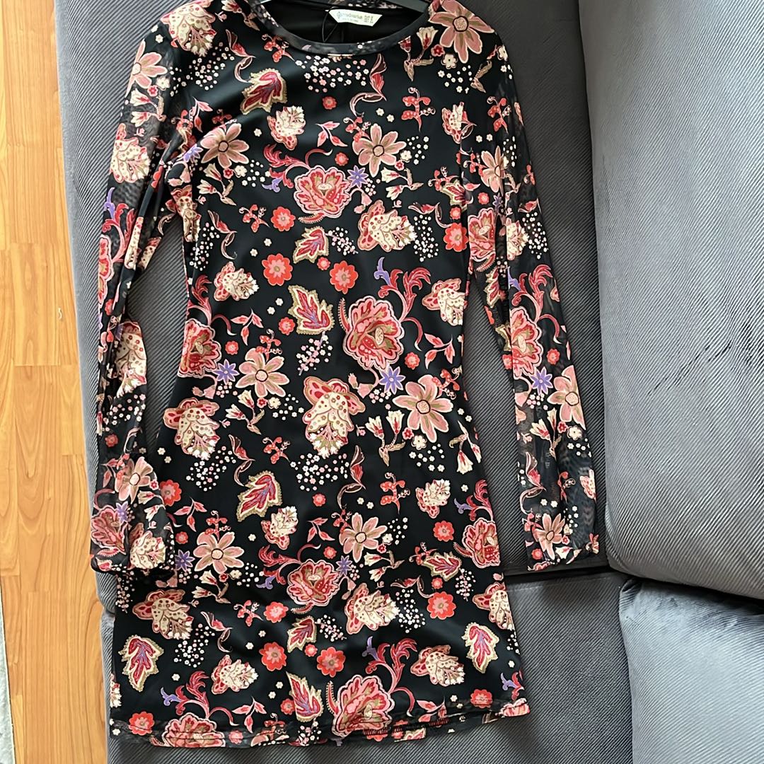 Stradivarius marka elbise — görsel 2/4