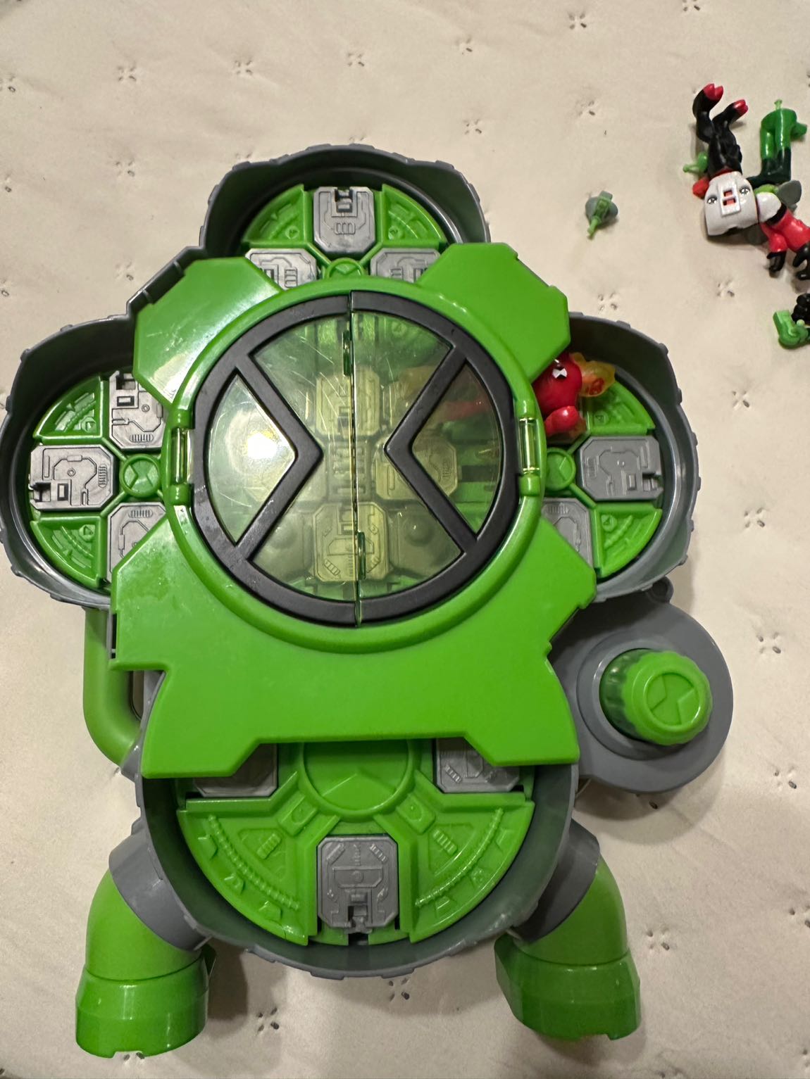 Ben 10 Uzaylı Tasarım Stüdyosu — görsel 8/8