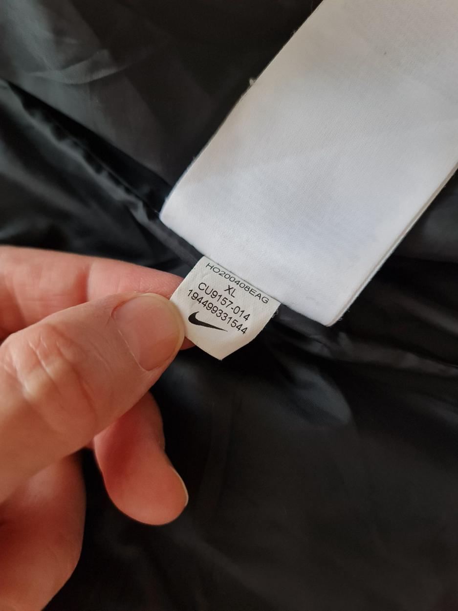 Nike mont — görsel 4/5
