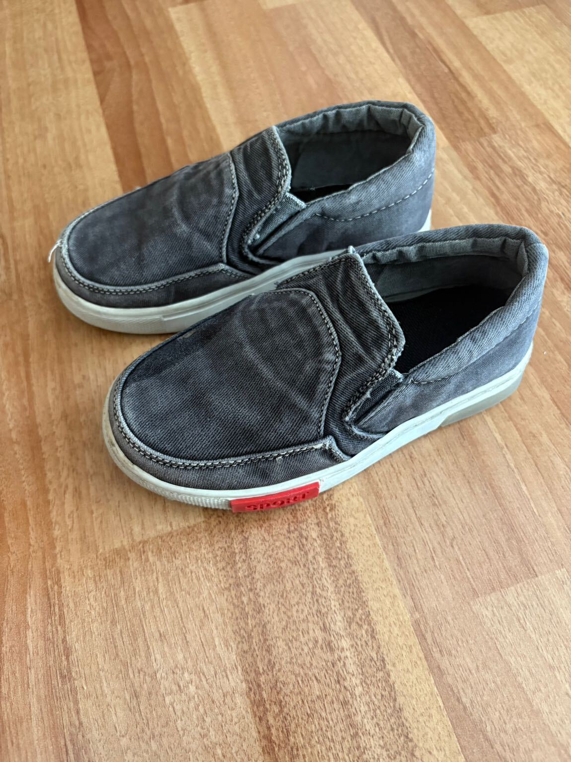Gri Kot Kesim Slip-On Erkek Ayakkabı — görsel 2/3