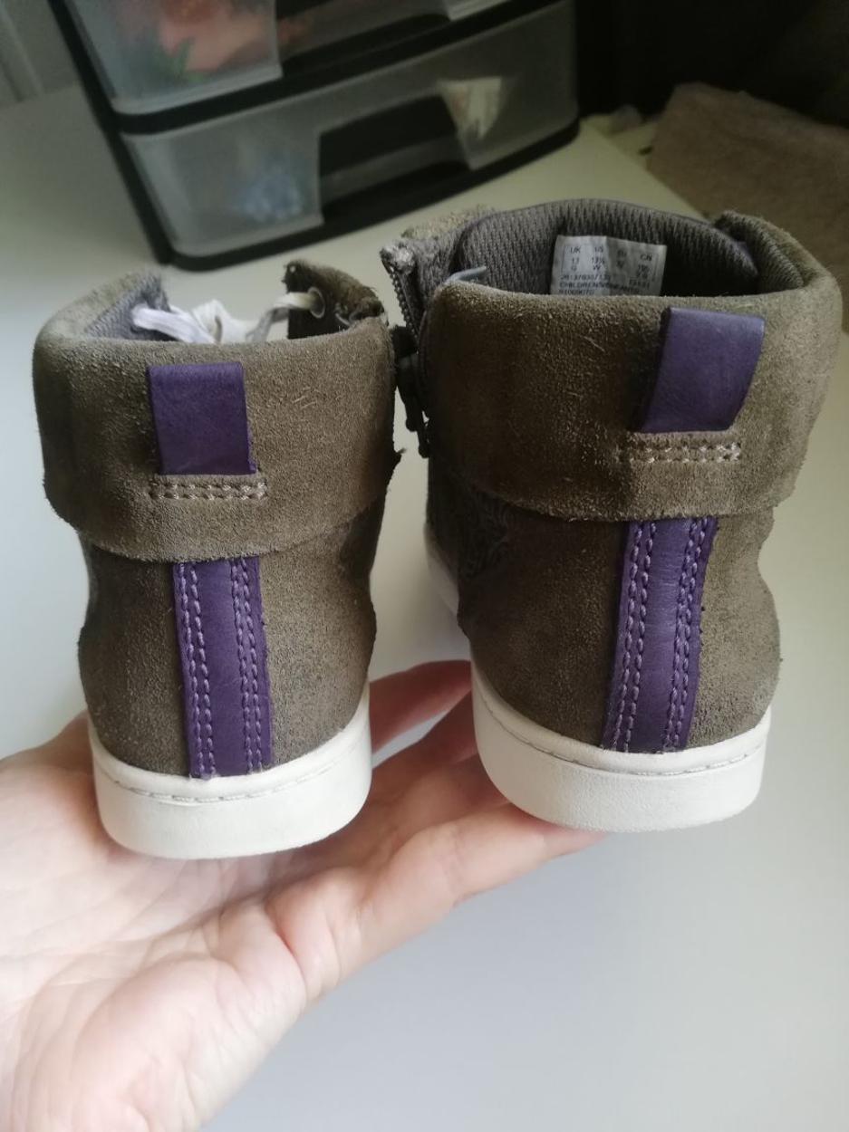 çocuk botu — görsel 4/7
