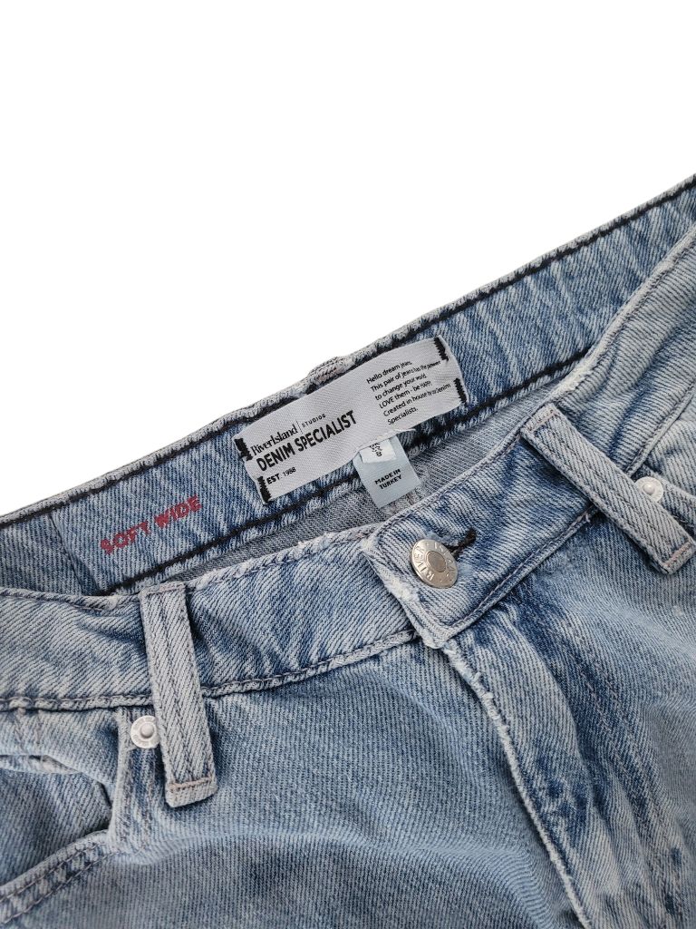 River Island — görsel 6/8