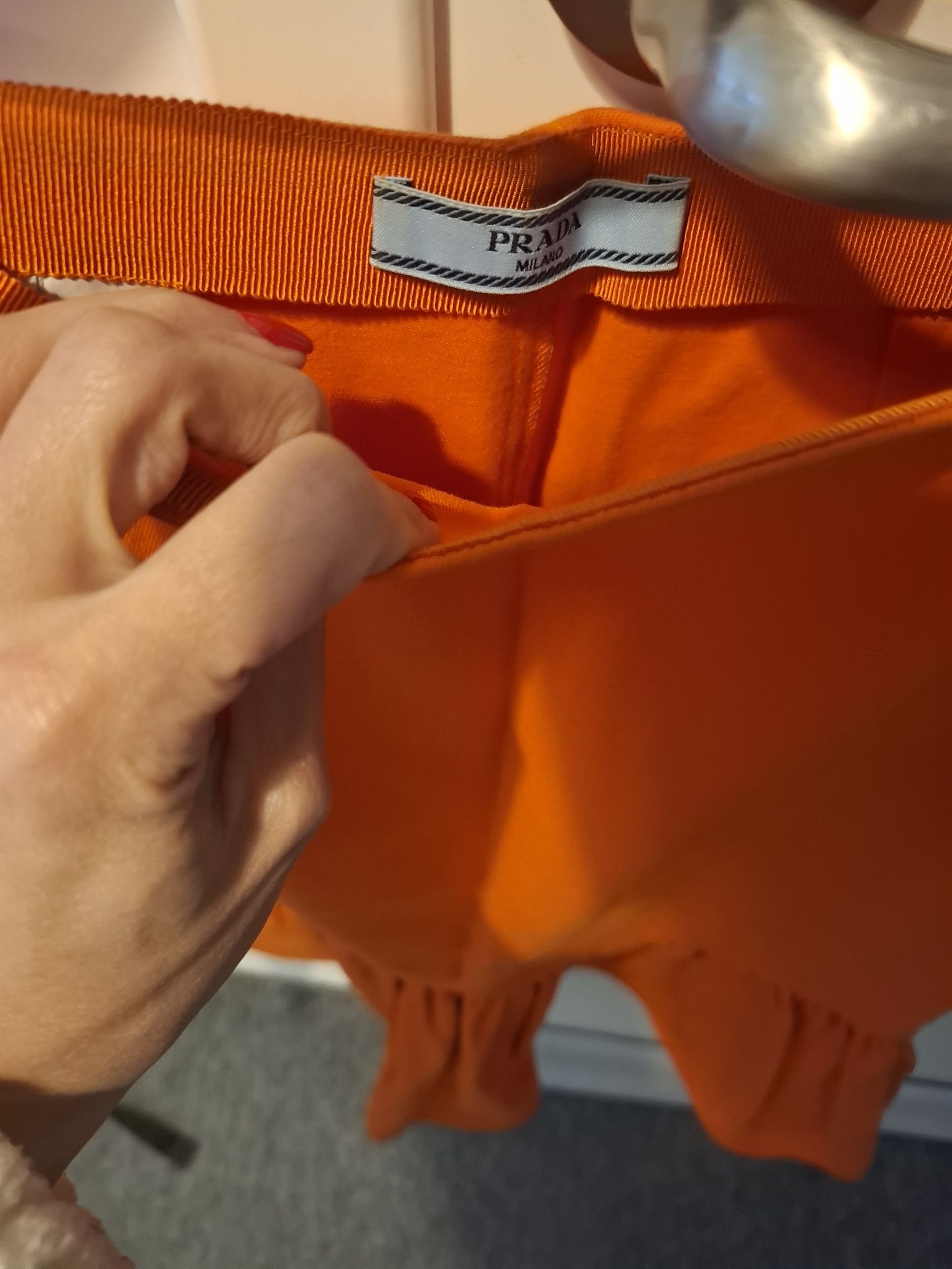 prada etek — görsel 4/6