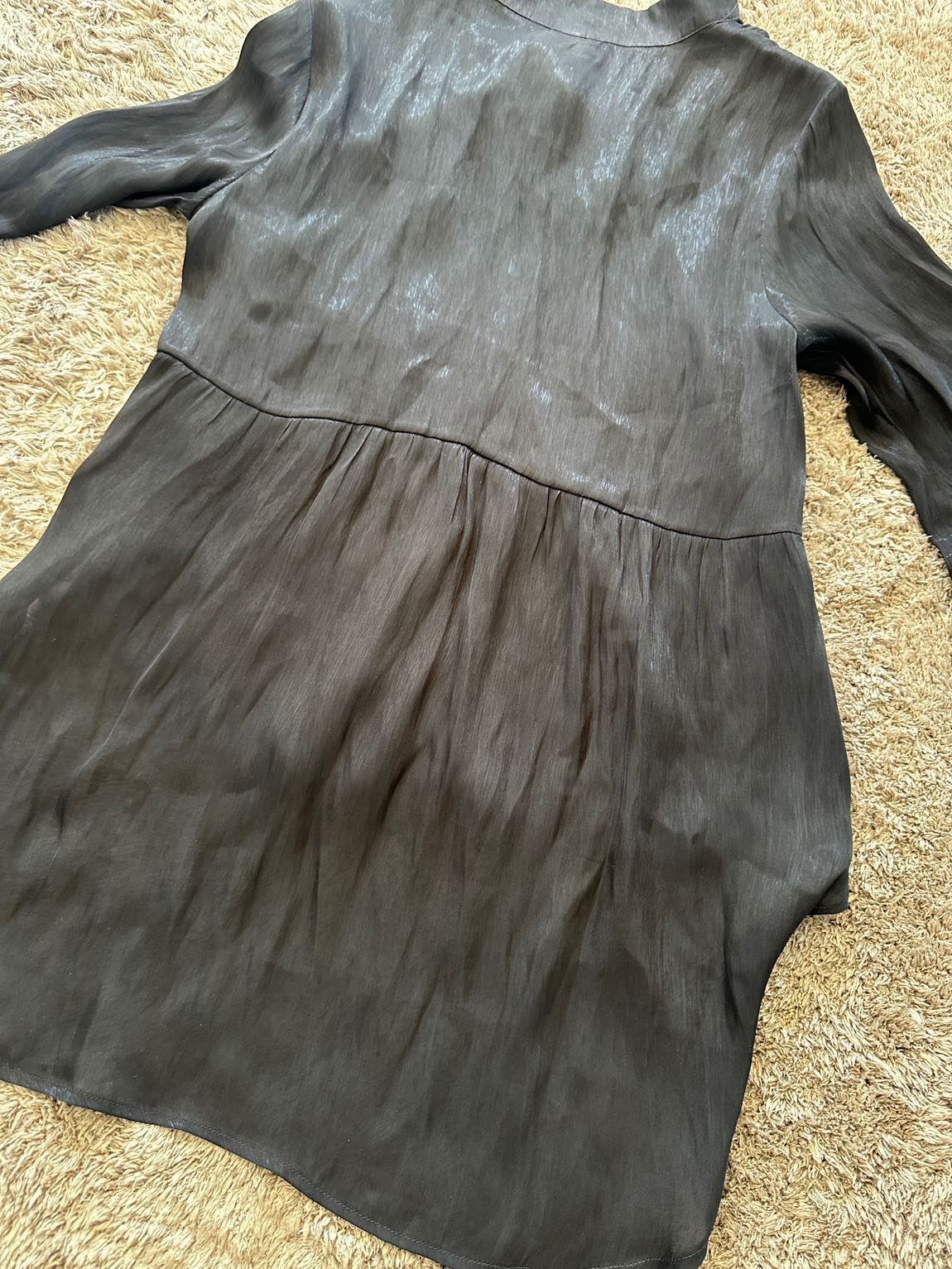 H&M Siyah Parlak Kumaşlı Gömlek — görsel 7/7