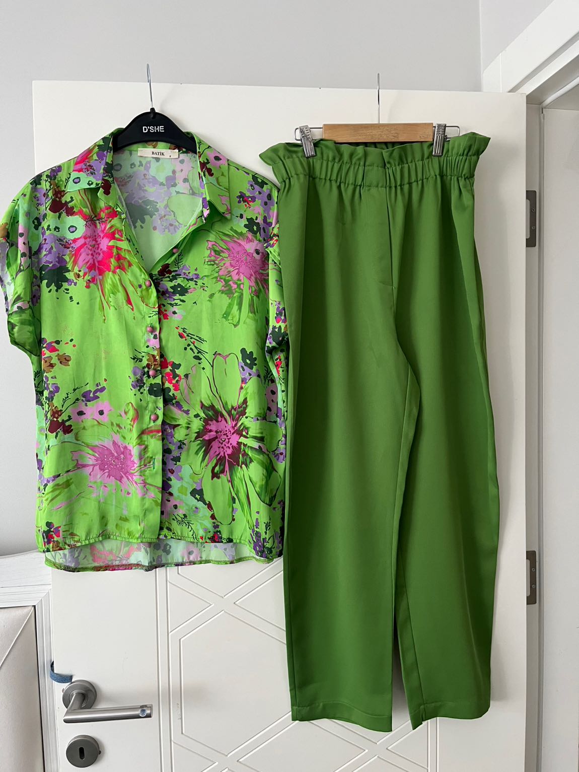 Batik marka ikili takım — görsel 4/4