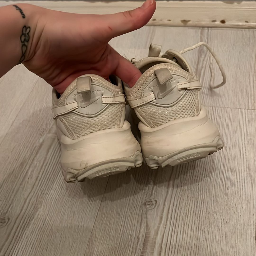 nike spor ayakkabı — görsel 7/8