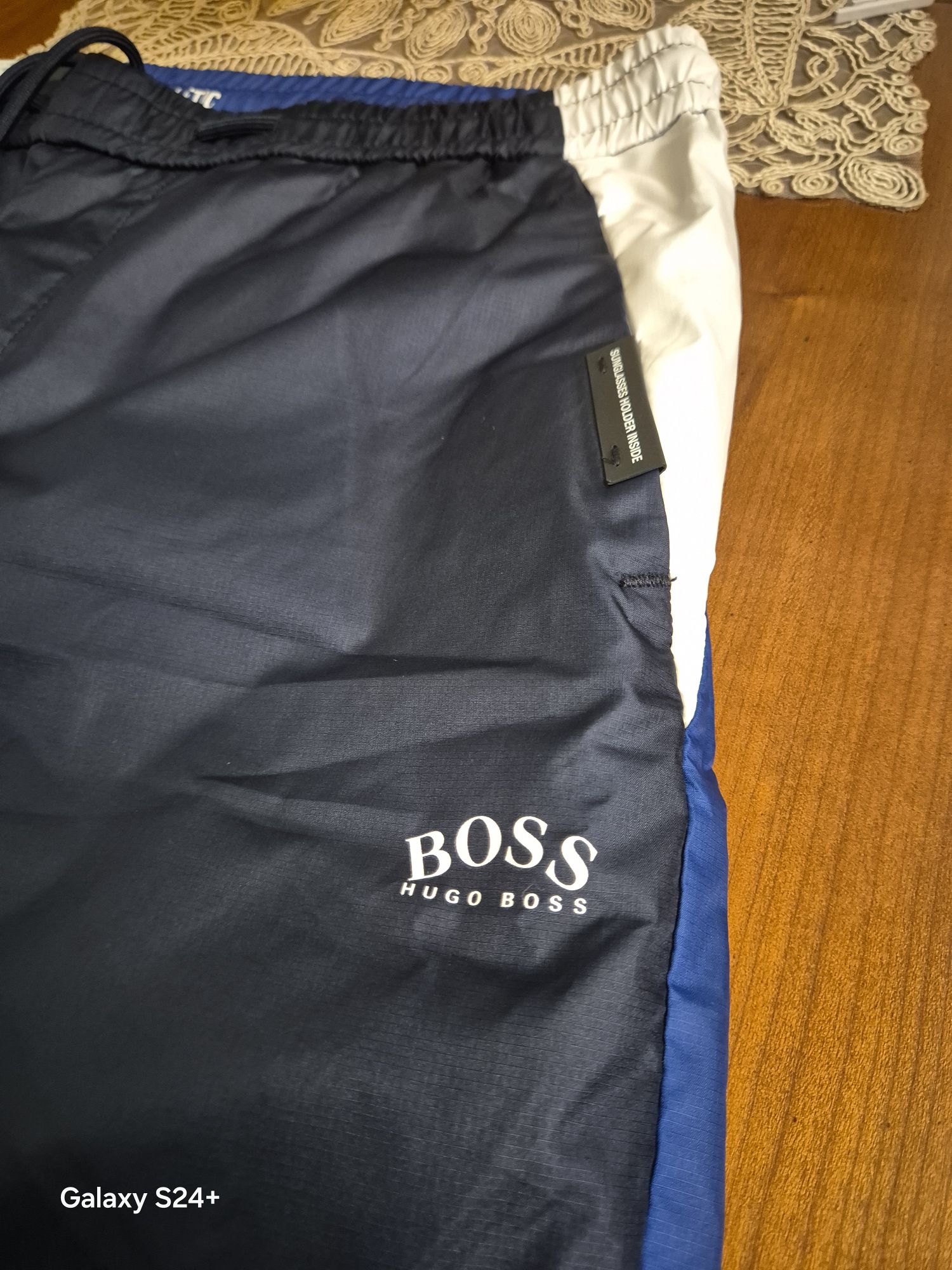 HUGO BOSS EŞOFMAN ALTI — görsel 2/7