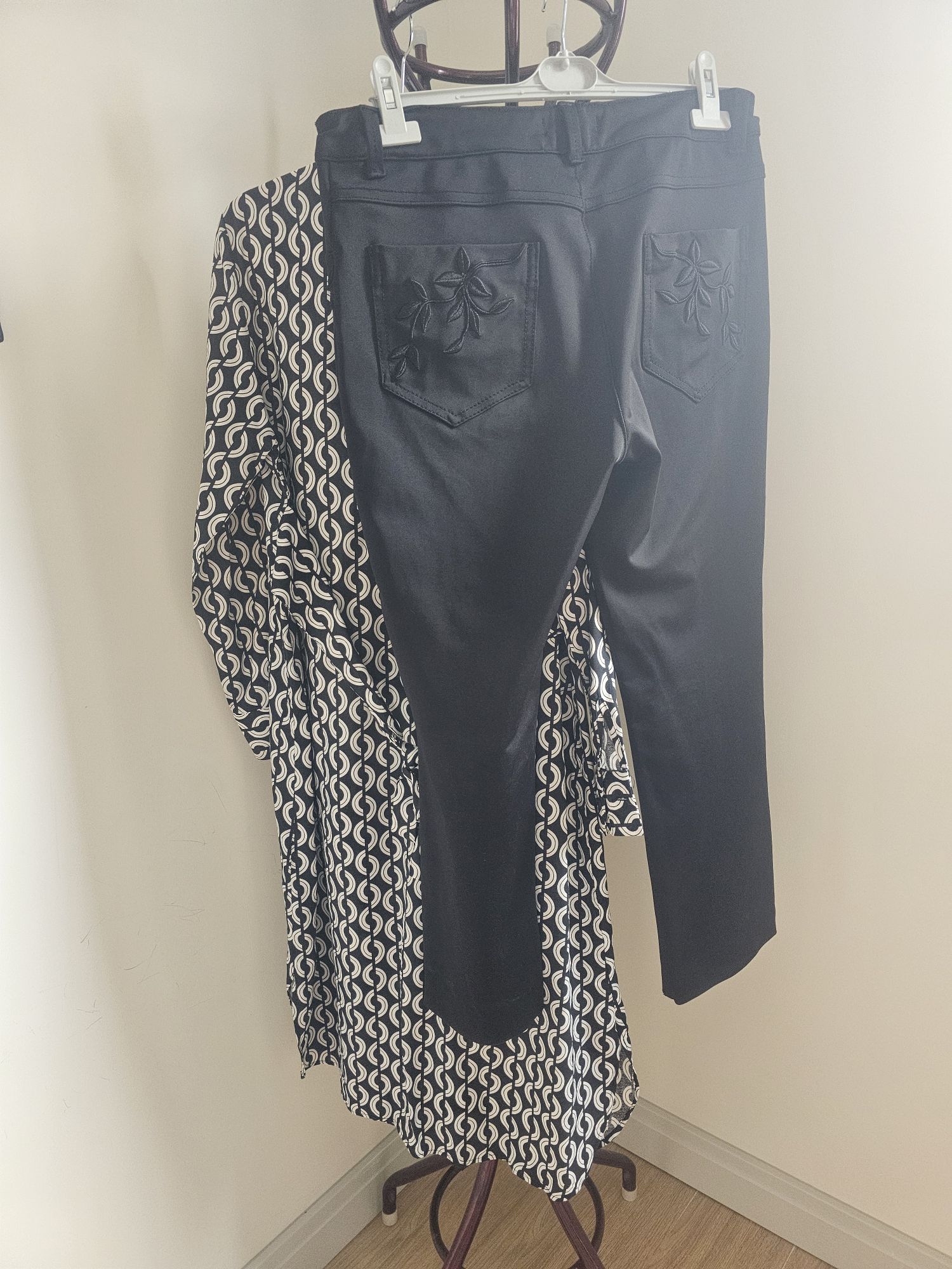 Siyah Nakışlı Pantolon ve uzun tunik — görsel 5/8