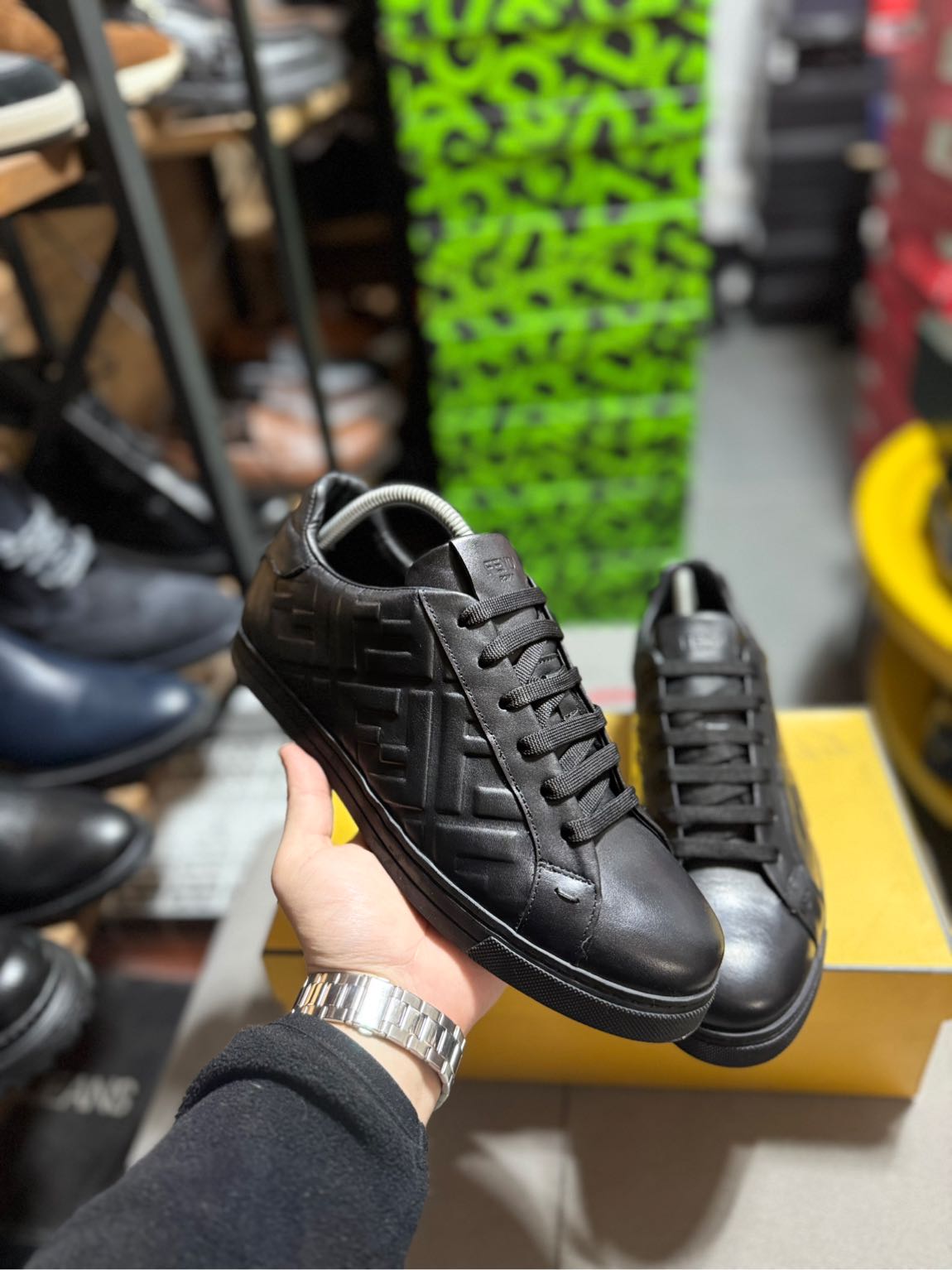 FENDİ 41 NUMARA HAKİKİ DERİ İTHAL ÜRÜN — görsel 2/8