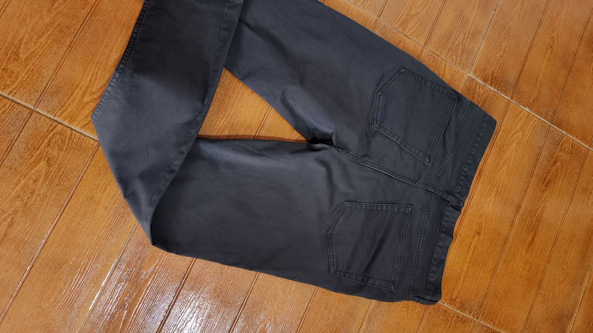 H&M marka hafif likralı jeans pantolon.. — görsel 4/8