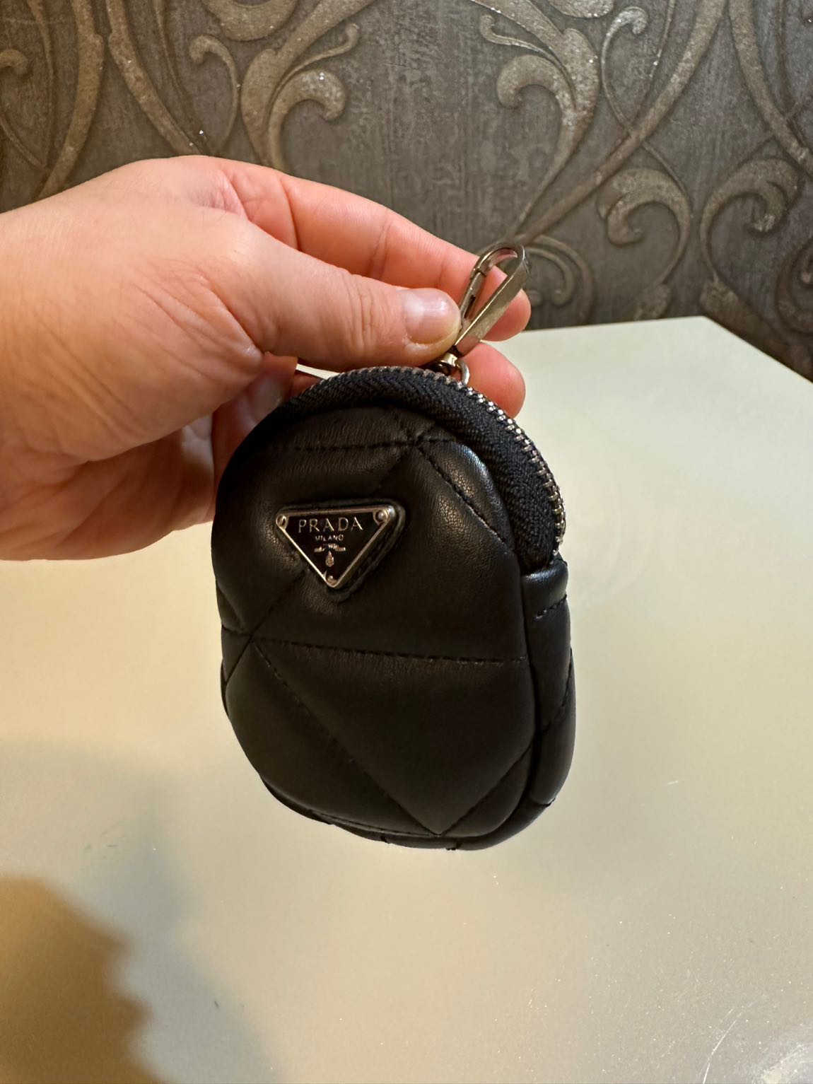 Orjinal deri Prada mini cüzdan — görsel 3/8
