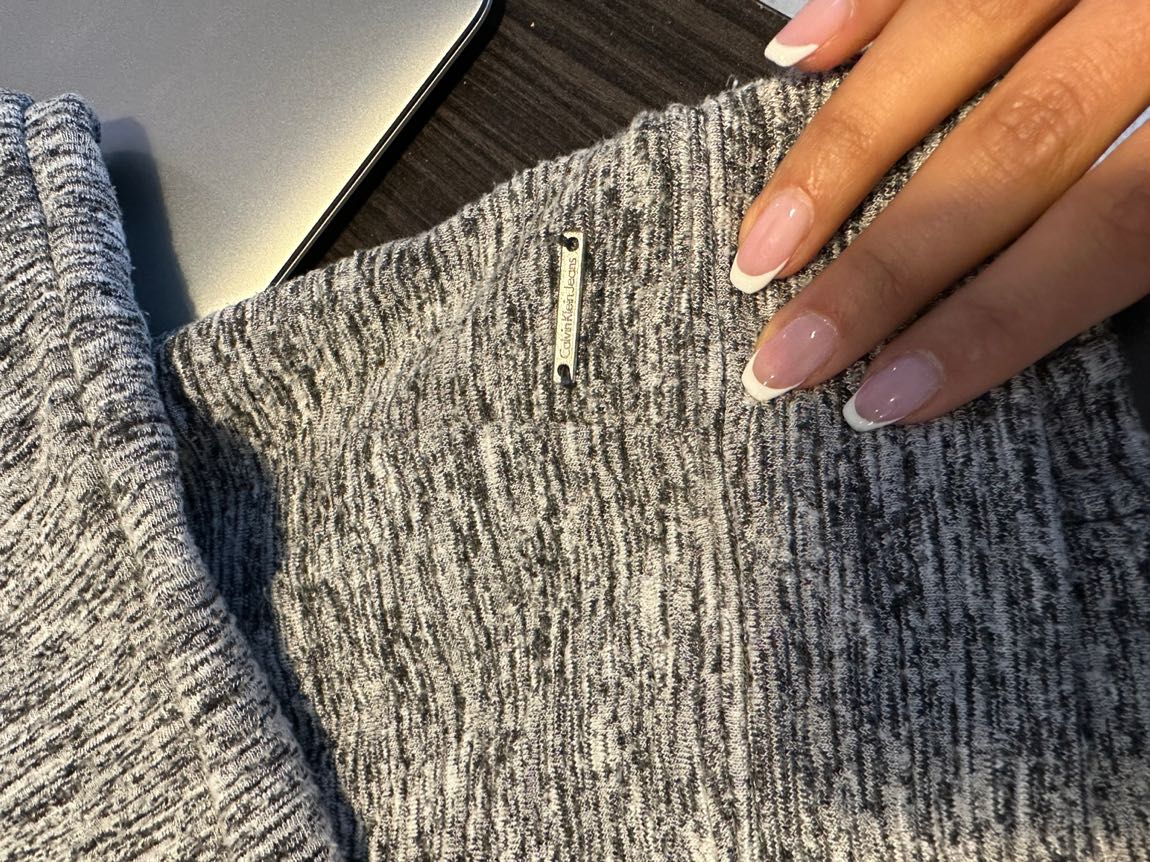 Calvin Klein Kapüşonlu sweatshirt & etek — görsel 4/8