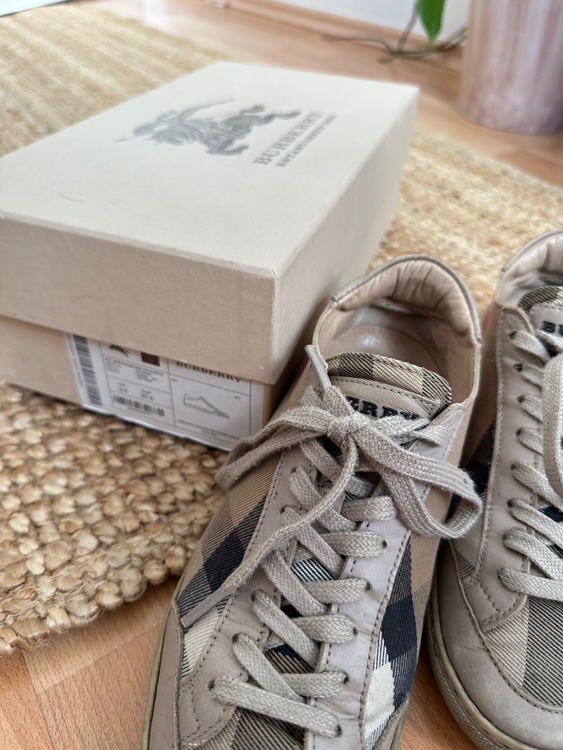 Burberry Sneakers — görsel 3/4