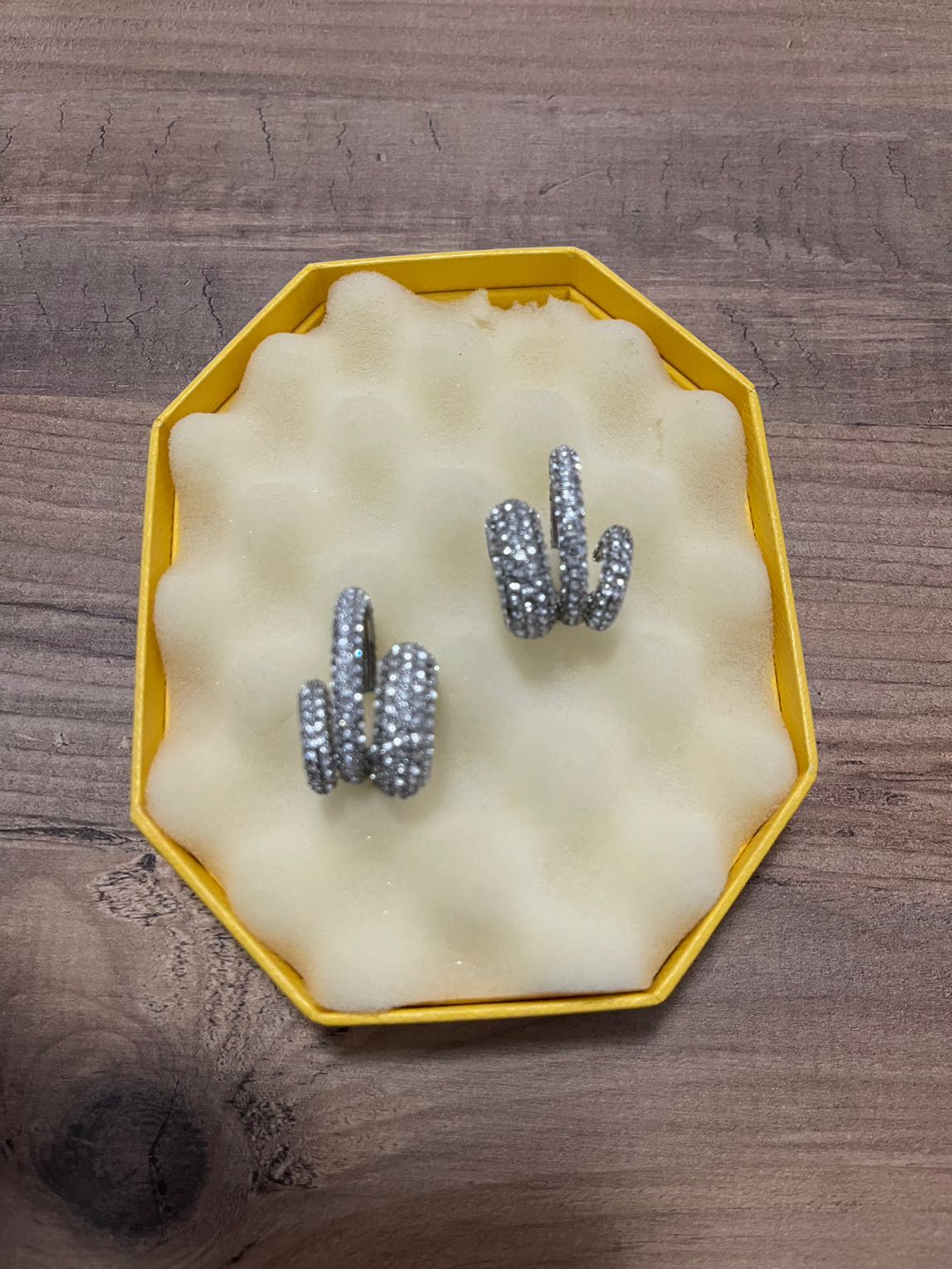 Zara üçlü parlak halka küpe — görsel 5/5