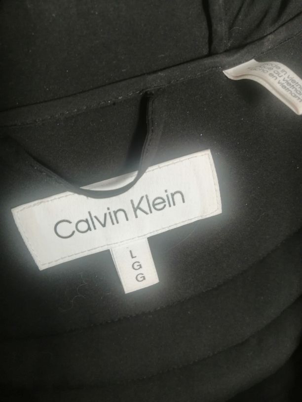 Orijinal Calvin Klein Ürünüdür Ck Black — görsel 3/6