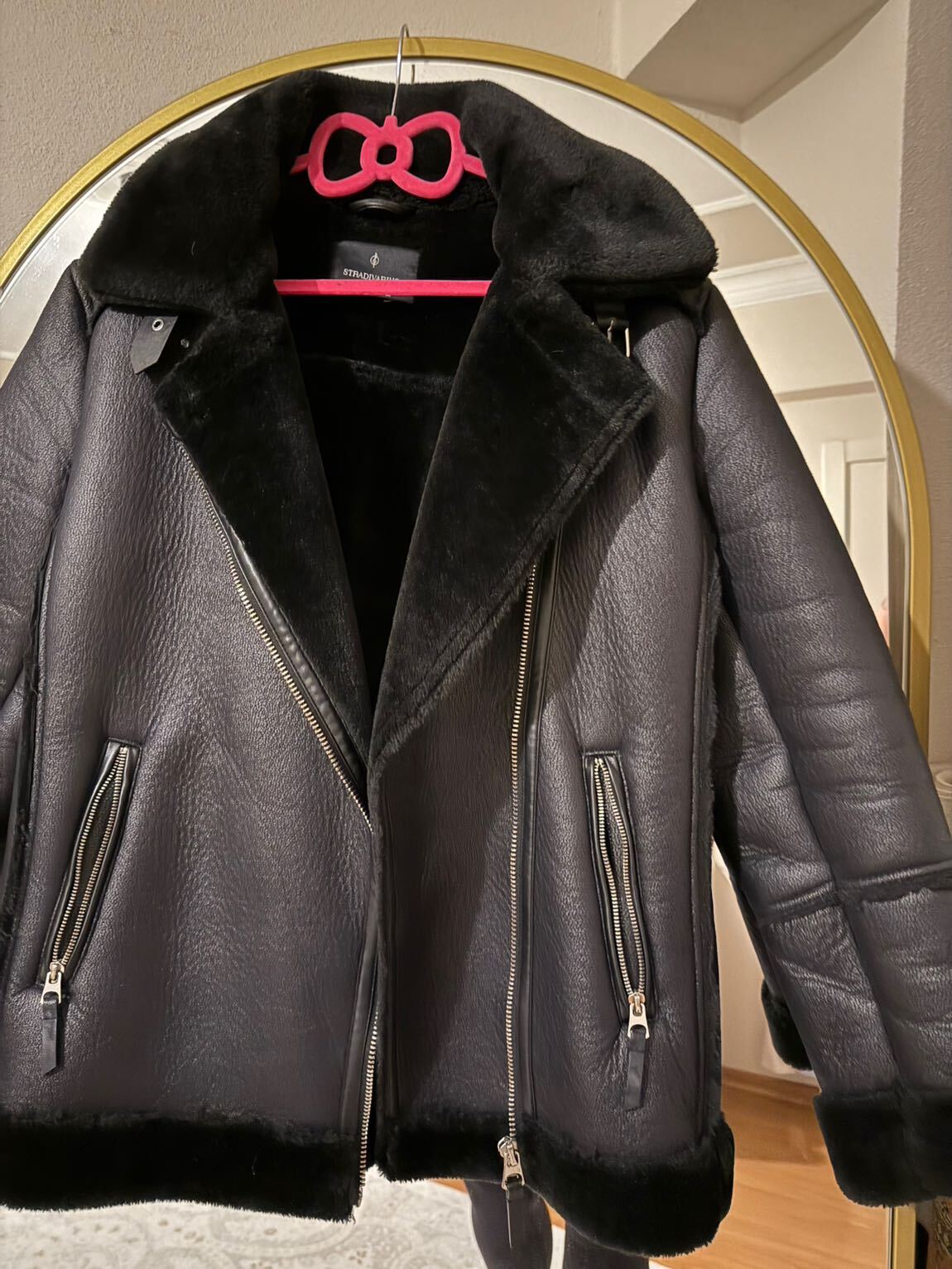 Siyah Suni Deri Detaylı Oversize mont — görsel 5/5