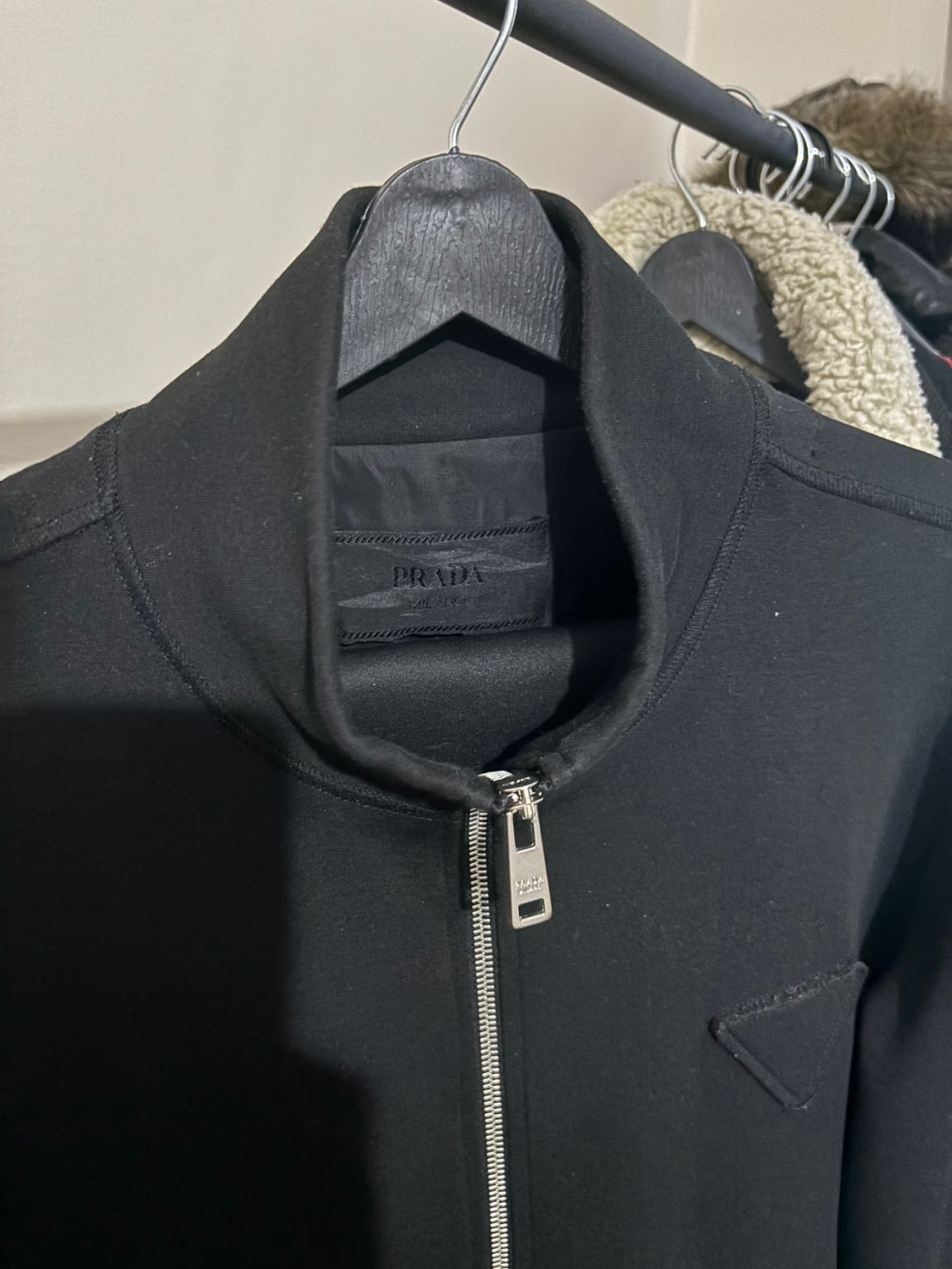 Prada eşofman takımı — görsel 4/6
