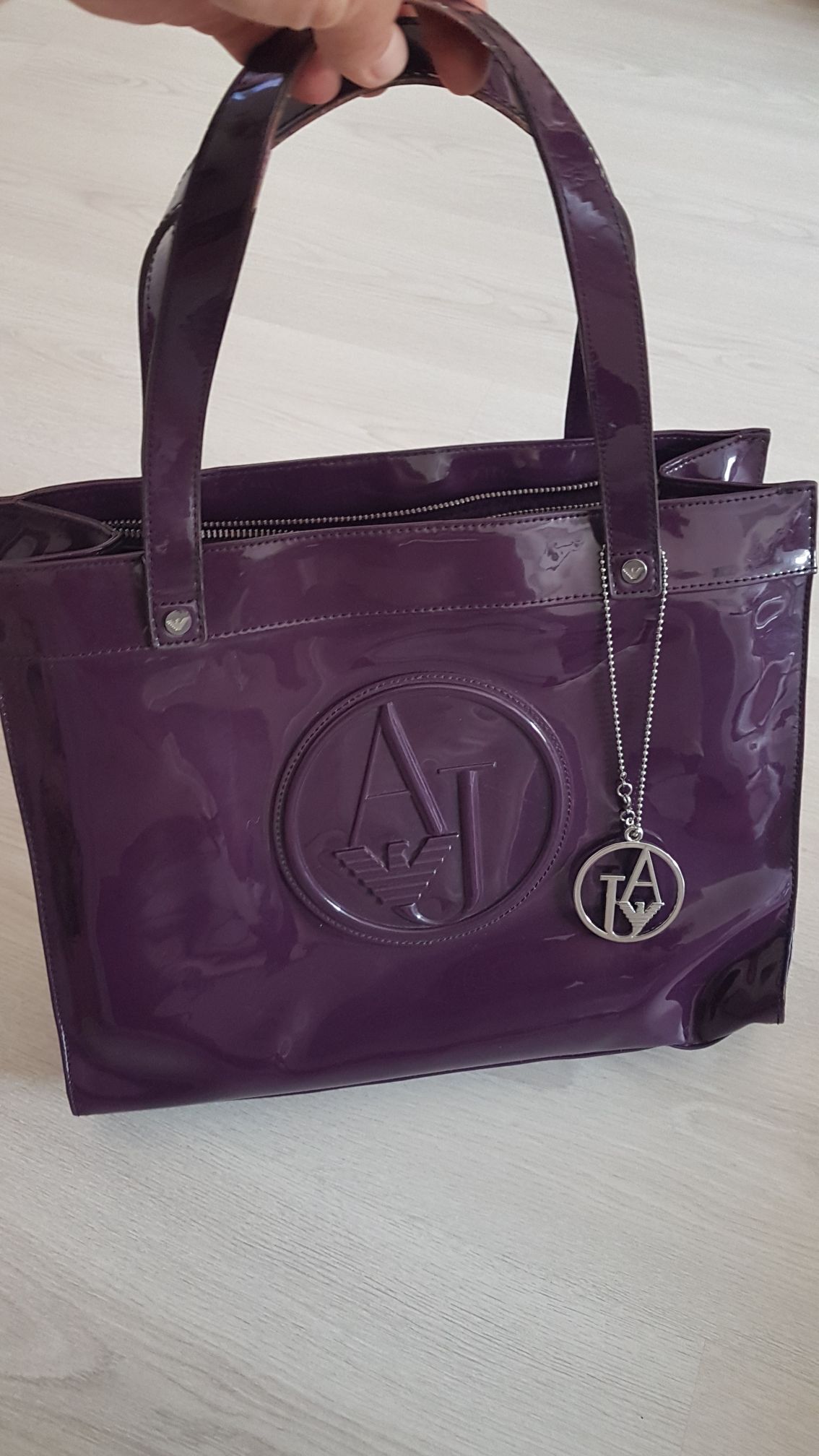 Armani Jean — görsel 4/8