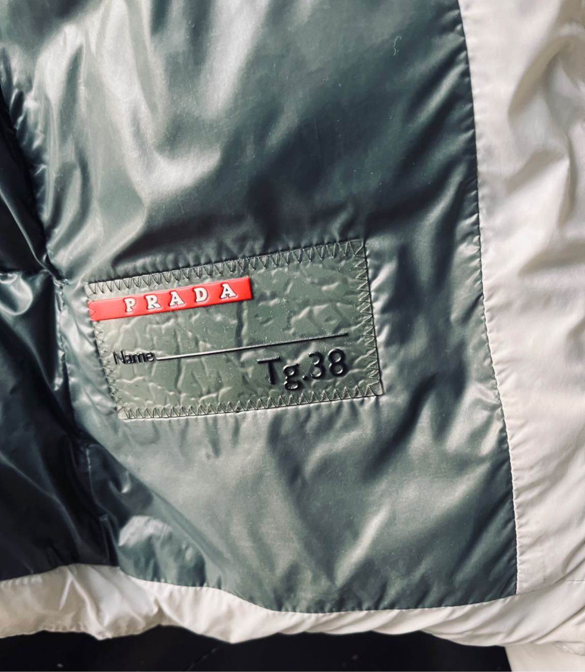 Prada mont — görsel 8/8