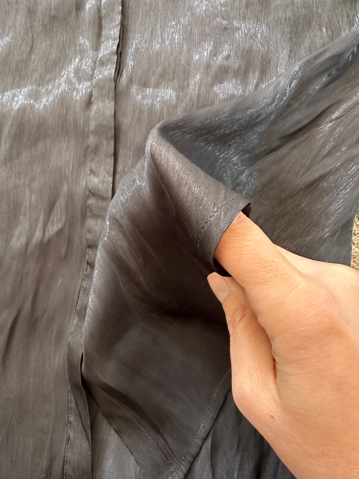 H&M Siyah Parlak Kumaşlı Gömlek — görsel 4/7