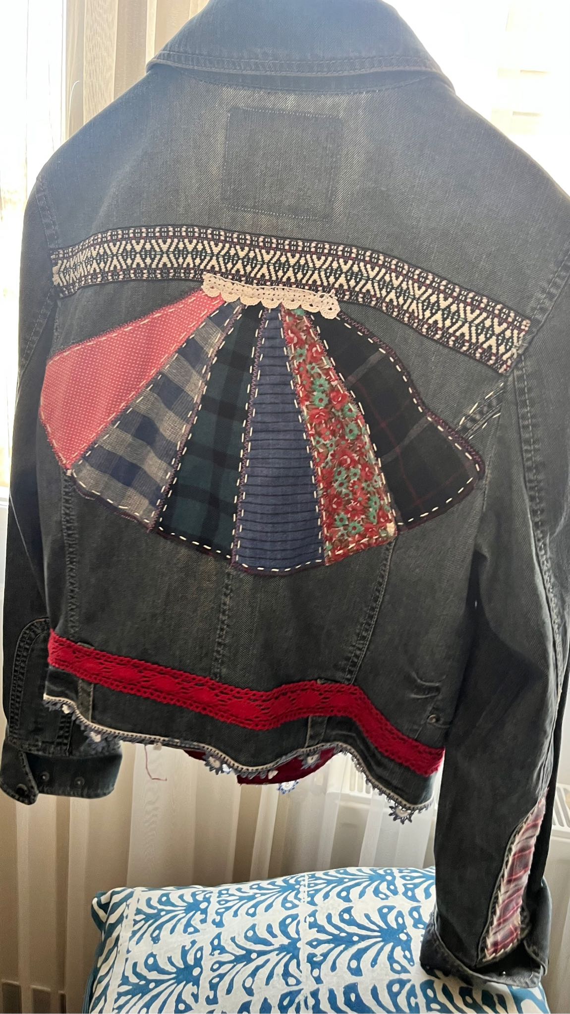 Tasarım kot ceket patchwork — görsel 7/8