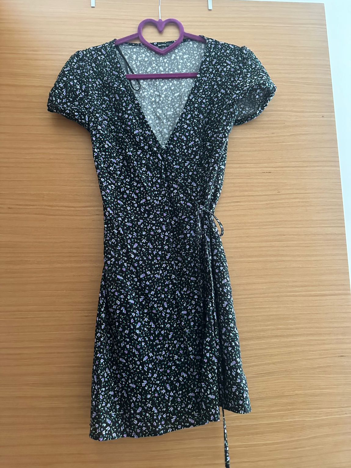 Bershka mini kruvaze elbise — görsel 2/6