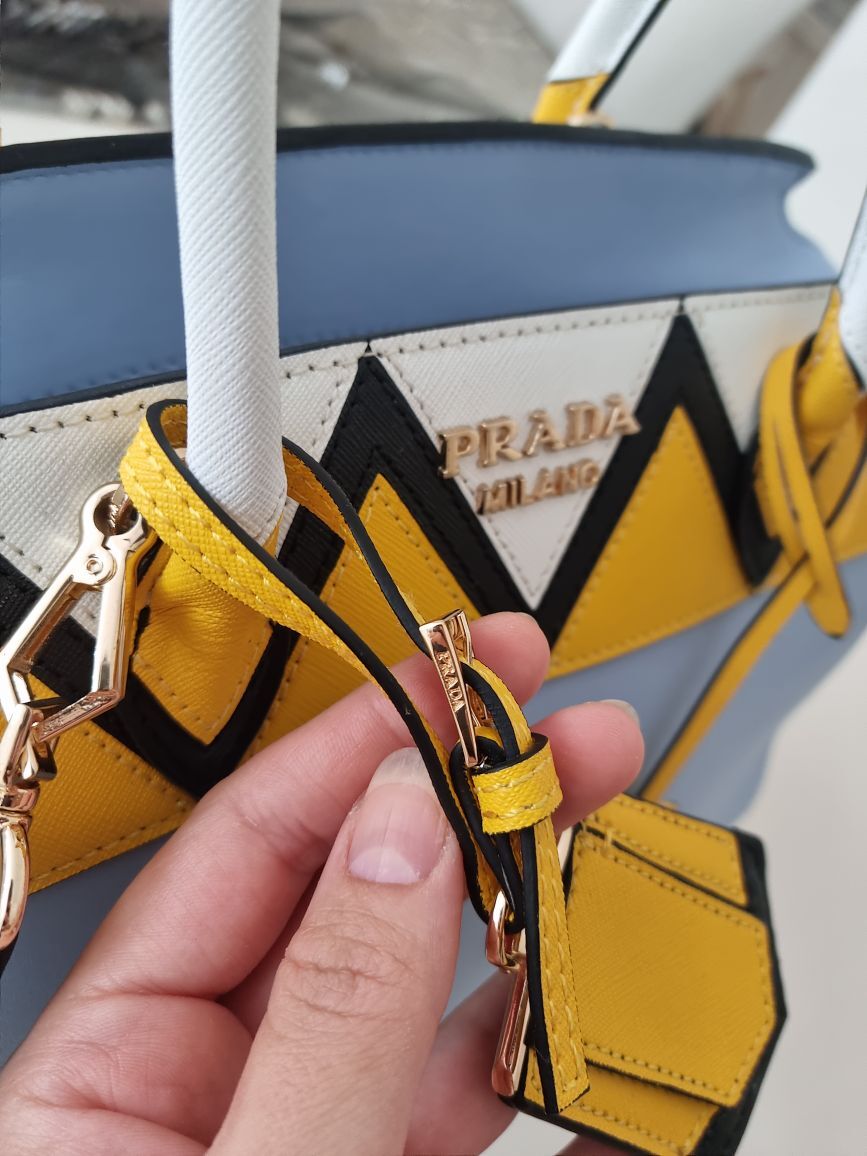 Prada Saffiano Çanta — görsel 6/8
