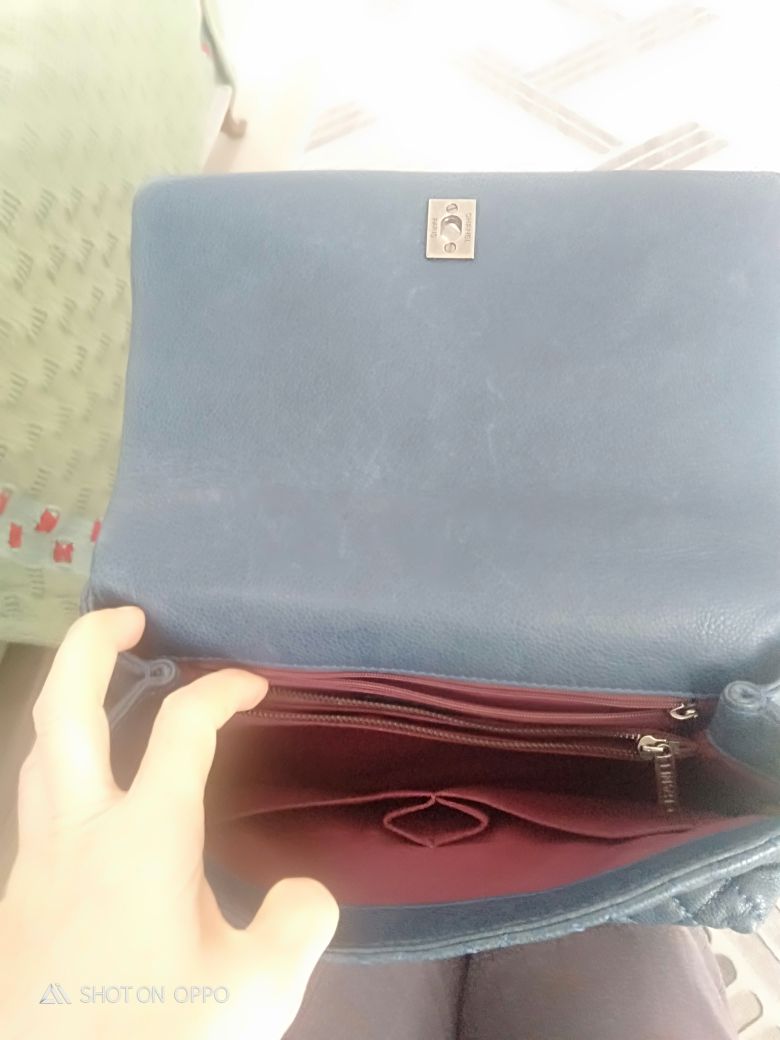 Chanel Kapitone Omuz Çantası — görsel 7/8