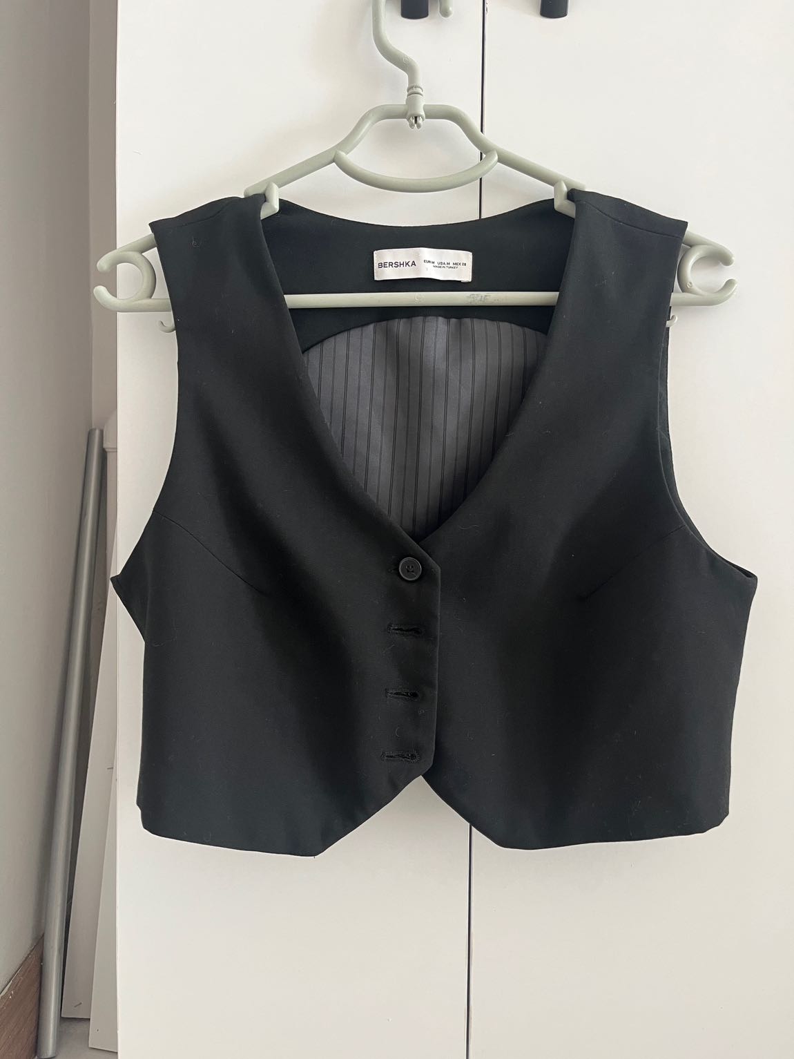 Bershka Siyah Yelek — görsel 2/5