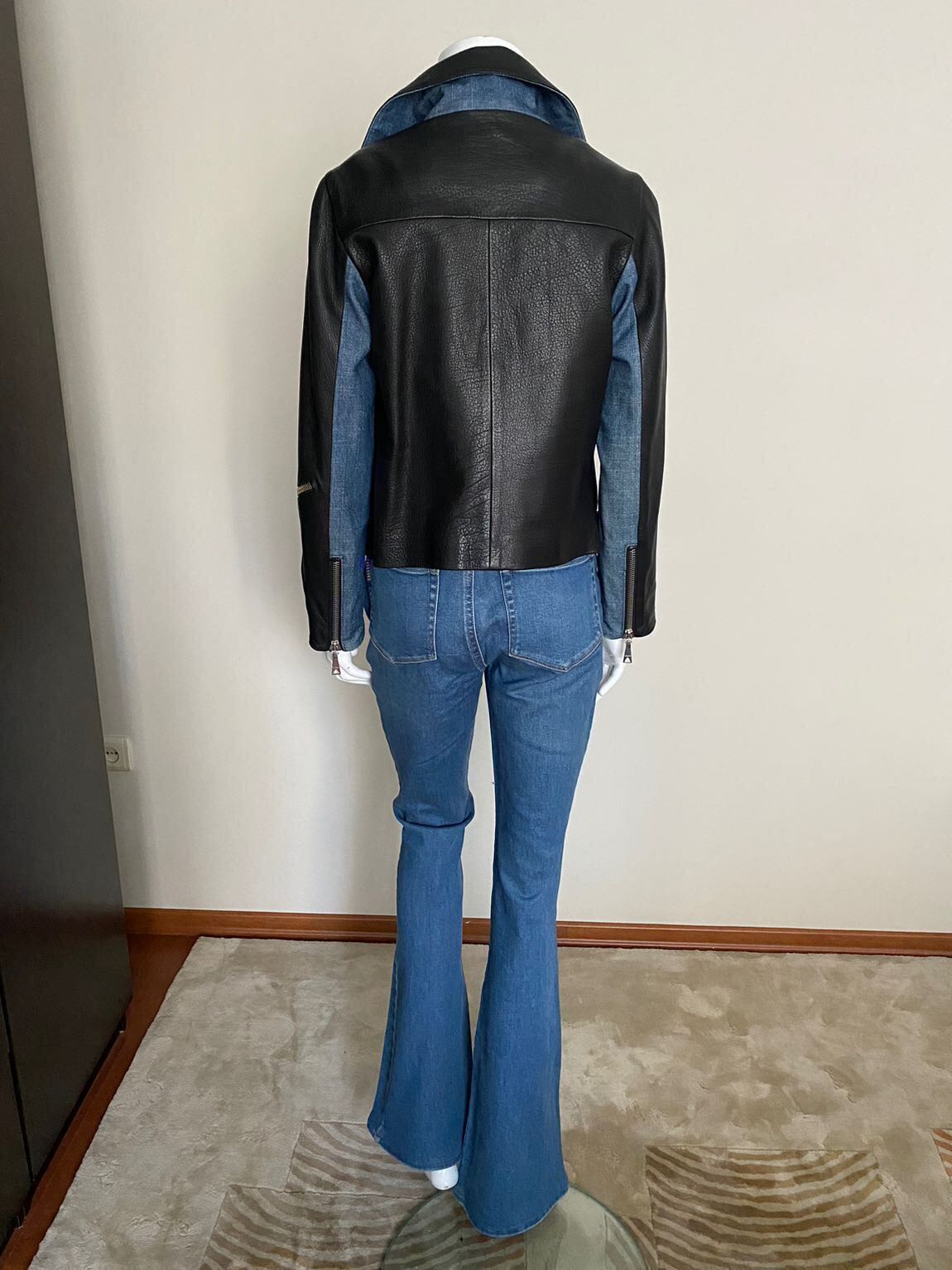 Adamo, gerçek deri biker — görsel 3/8