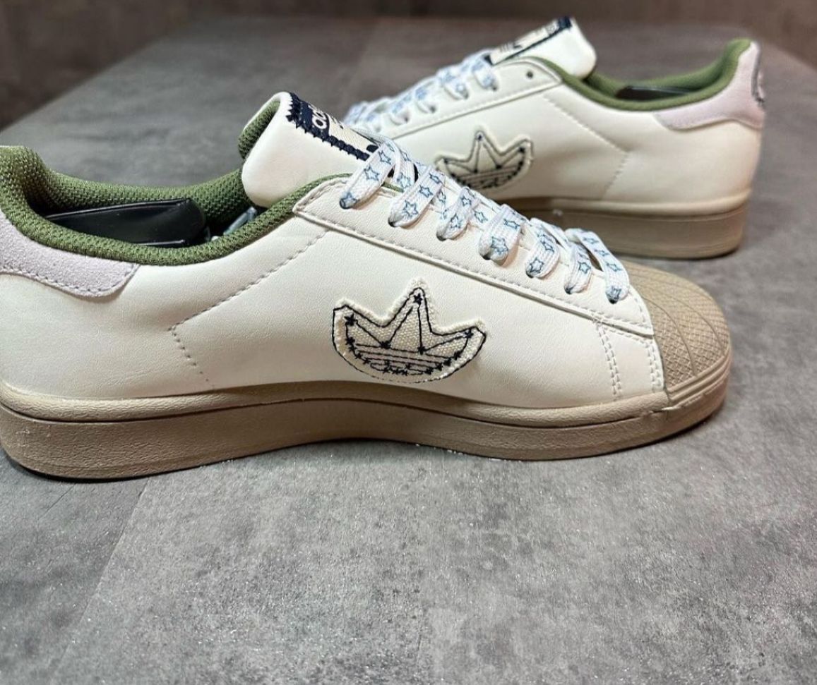 Adidas Süperstar — görsel 4/6