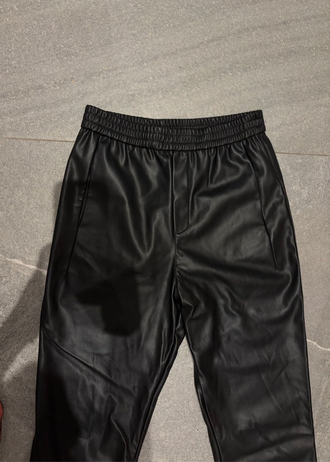 Zara Suni Deri Jogger Pantolon — görsel 2/6