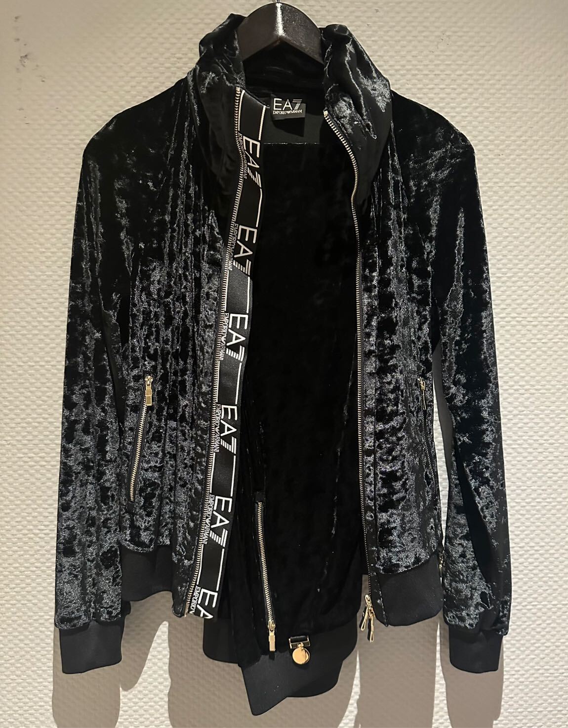 Emporio Armani eşofman takımı — görsel 8/8