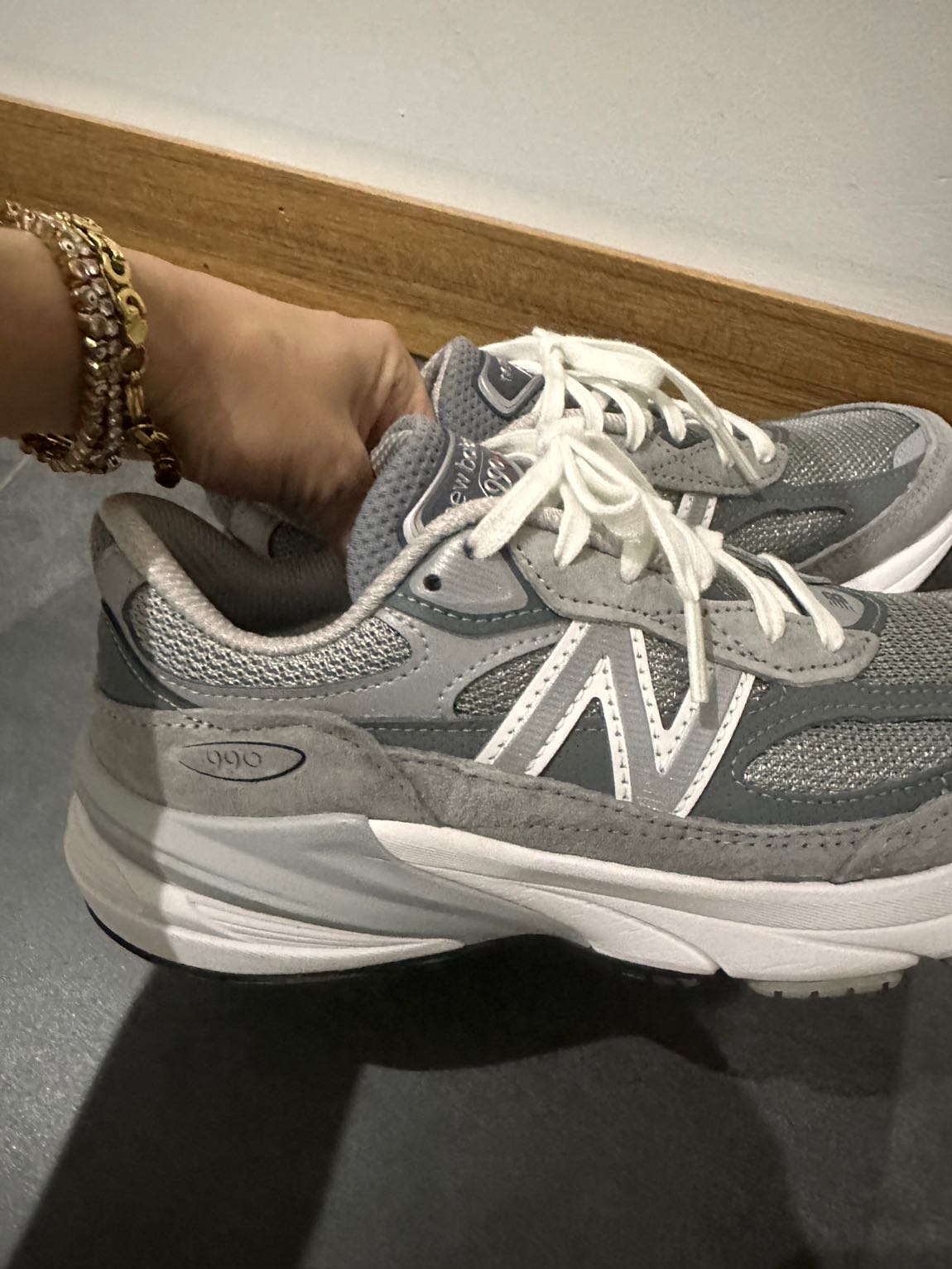 Gri New Balance 990 V6 Spor Ayakkabı — görsel 6/7