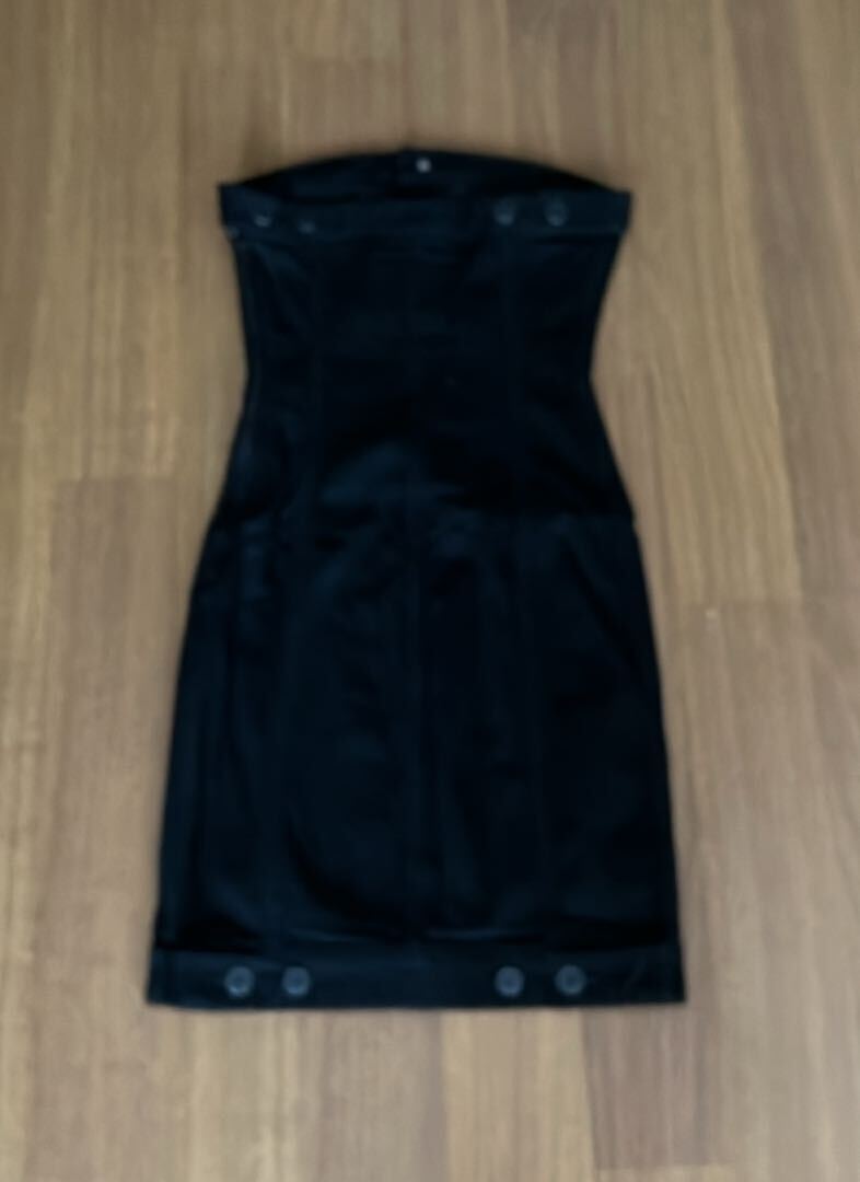 Levi’s Siyah Düğmeli Kısa jean Elbise — görsel 5/8