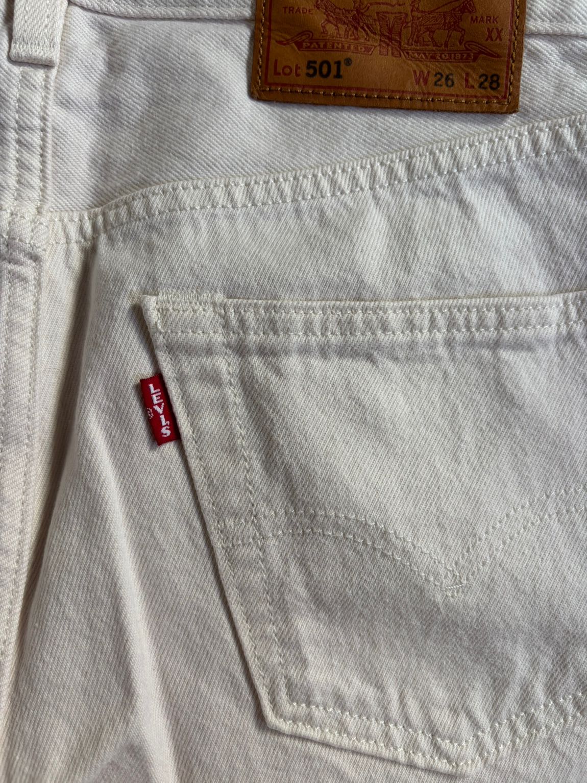 Levi's 501 Beyaz Kot Pantolon — görsel 6/17
