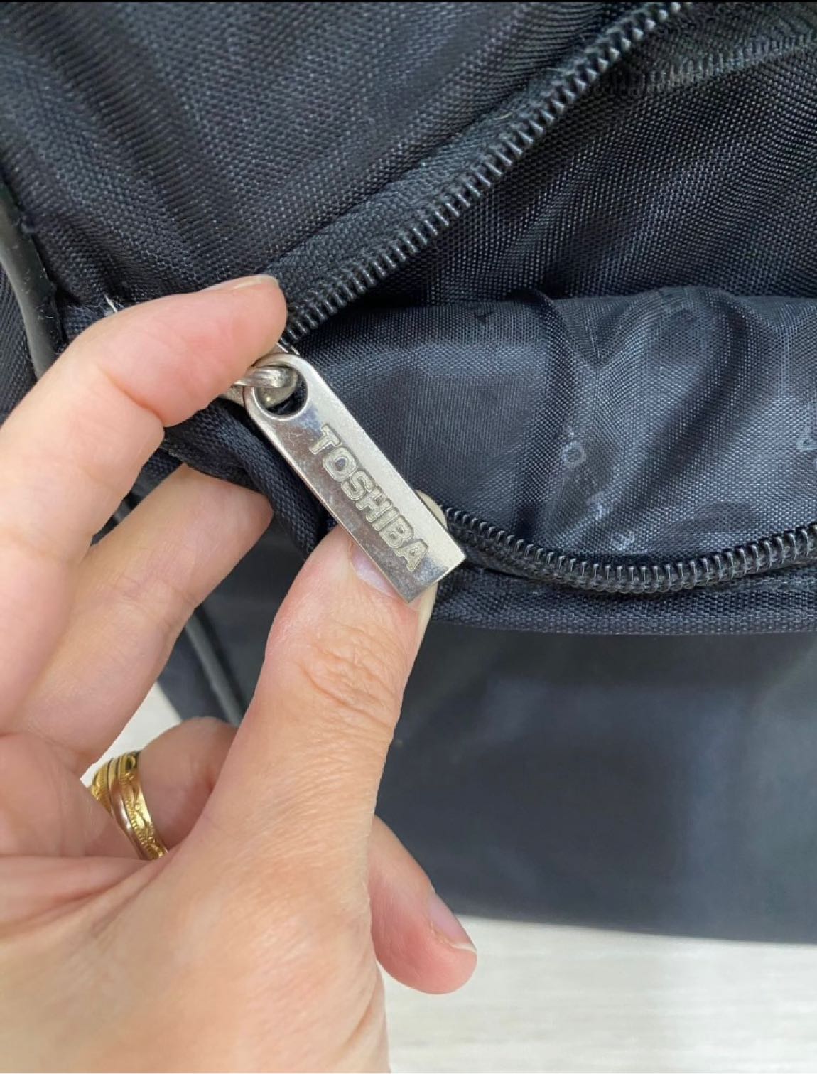 Toshiba Siyah Laptop Çantası 44x36 cm — görsel 3/7