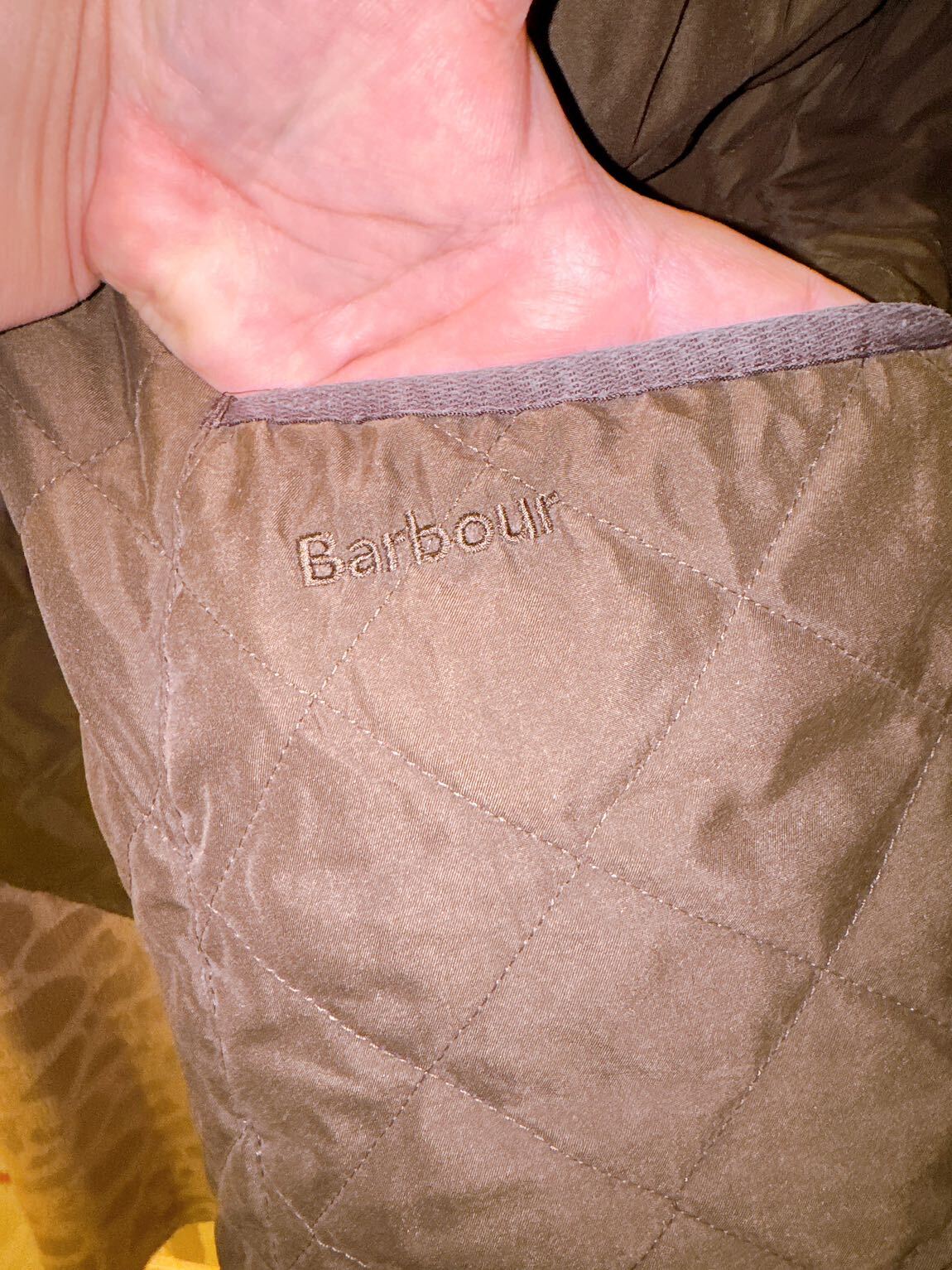 BARBOUR GOLDMIRE Kapitone Mont — görsel 3/9